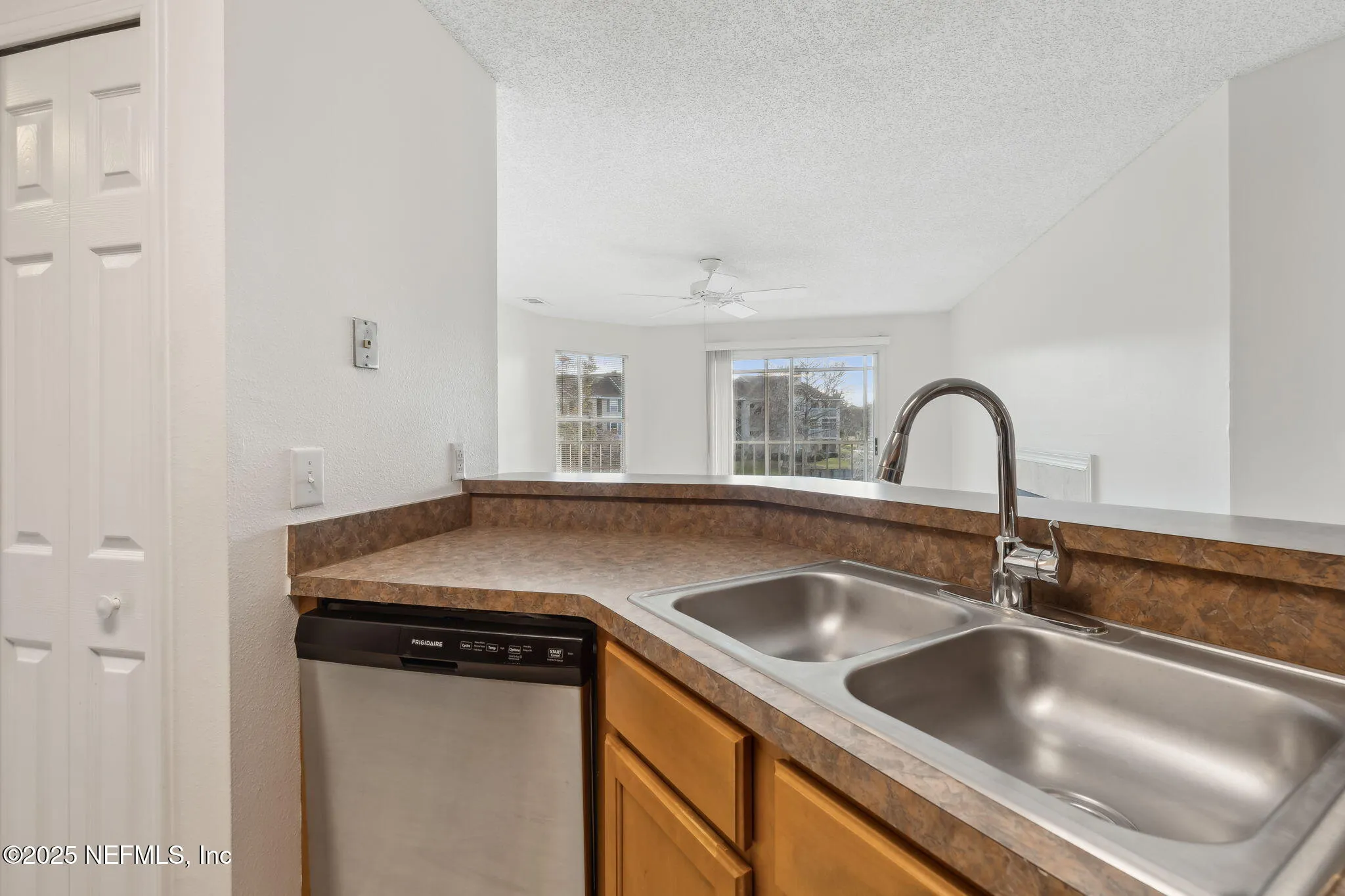 Ponte Vedra Beach, Florida 32082, United States, 2 Bedrooms Bedrooms, ,2 BathroomsBathrooms,Residential,Active,97226