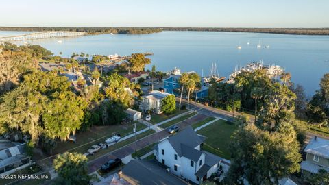 A home in Palatka