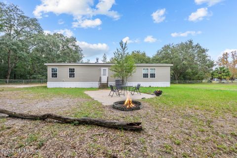 A home in Interlachen