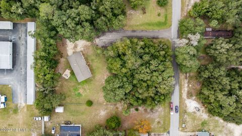 A home in Interlachen