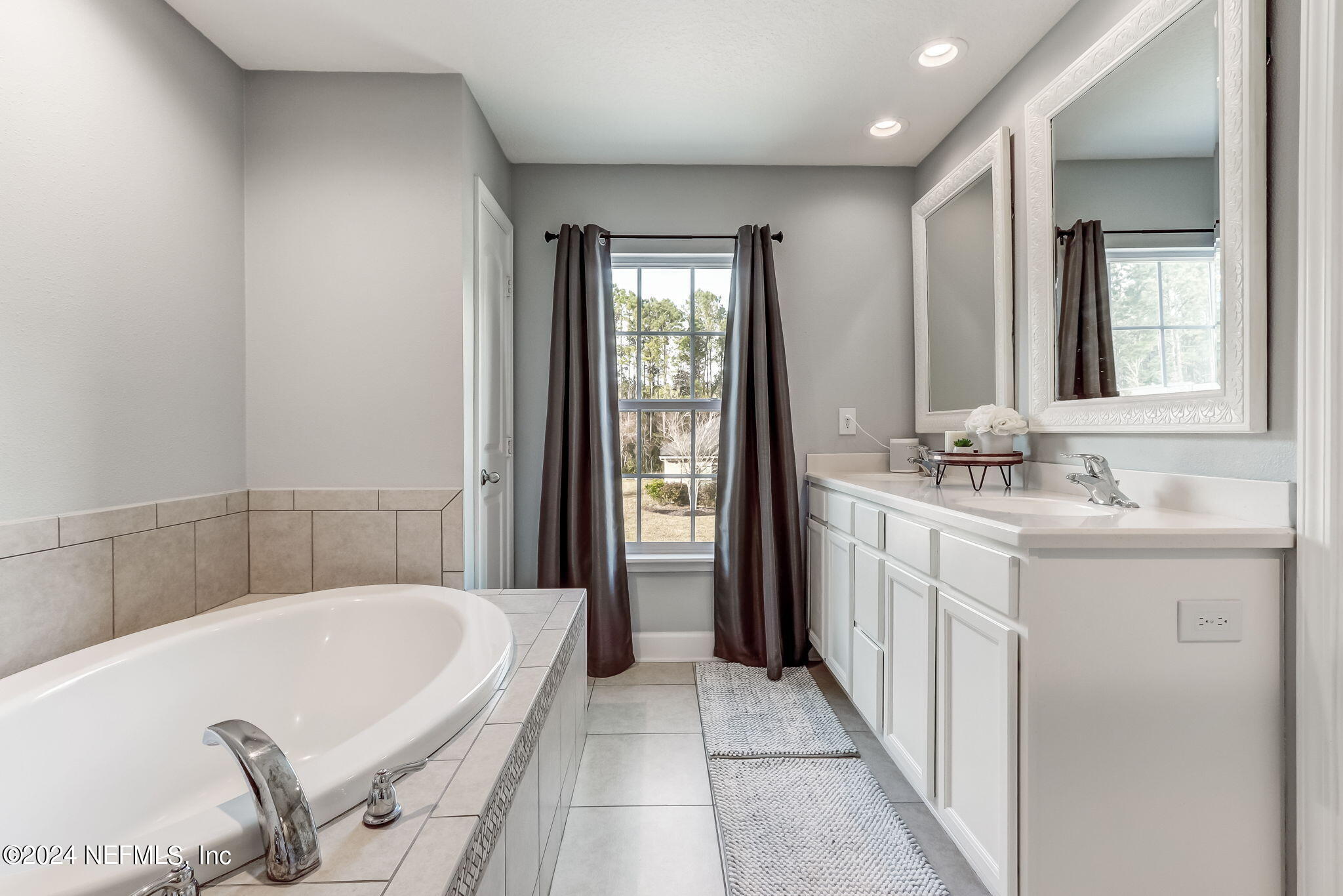 Jacksonville, Florida 32226, United States, 4 Bedrooms Bedrooms, ,3 BathroomsBathrooms,Residential,Active,63825