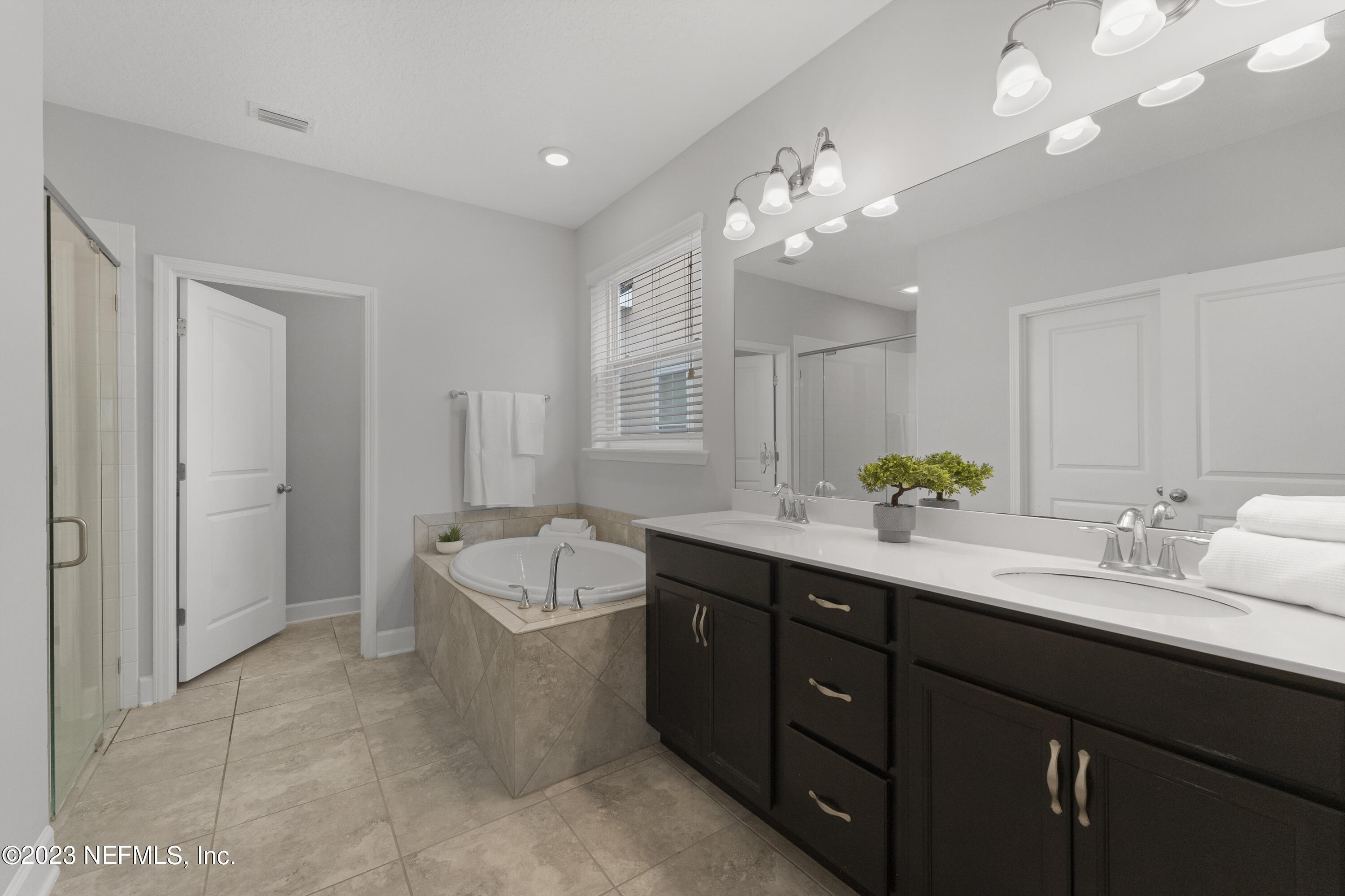 Ponte Vedra, Florida 32081, United States, 4 Bedrooms Bedrooms, ,4 BathroomsBathrooms,Residential,Active,69234