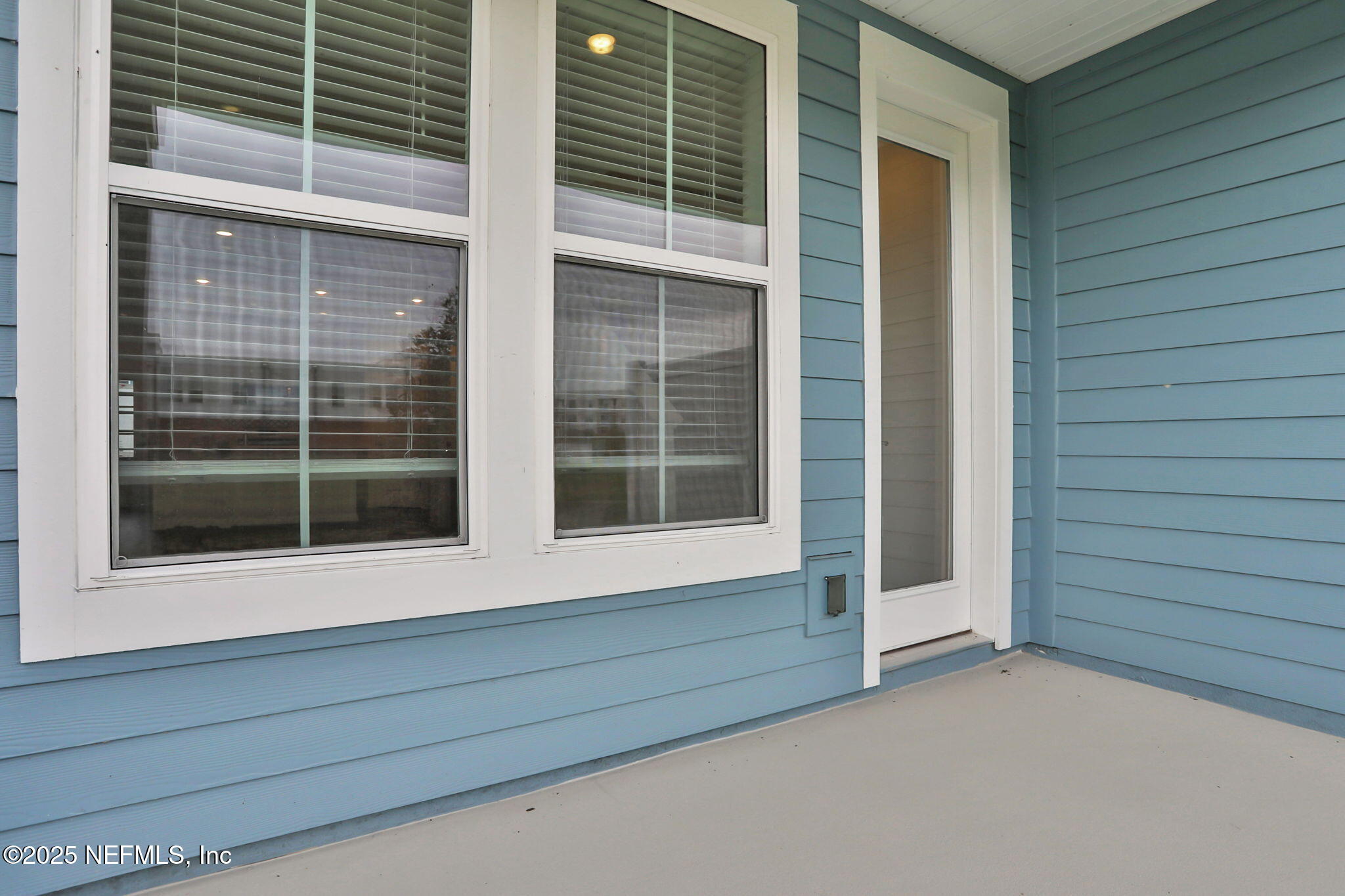 193 BRANDON LAKES Drive