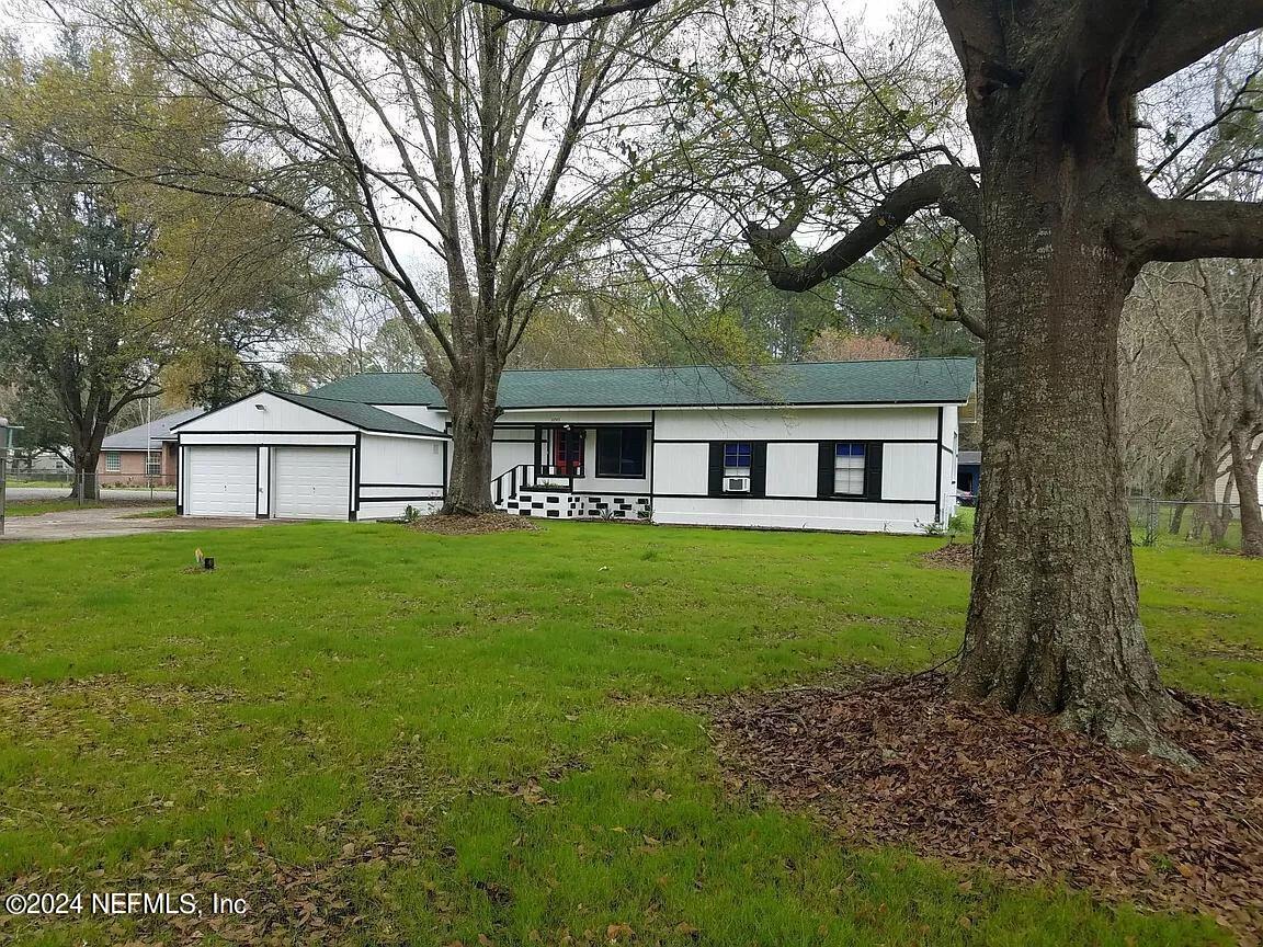 Jacksonville, FL home for sale located at 11743 Simmons Road, Jacksonville, FL 32218