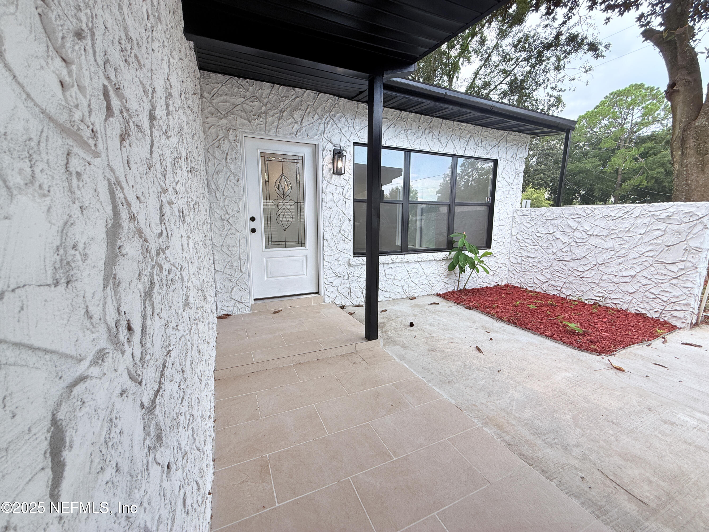 1851 LOUVRE Drive