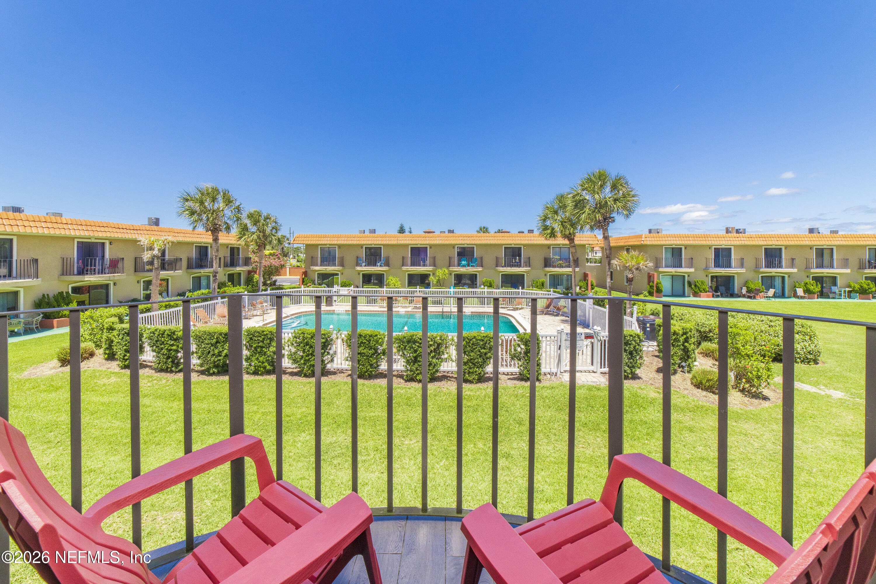 overlooks pool