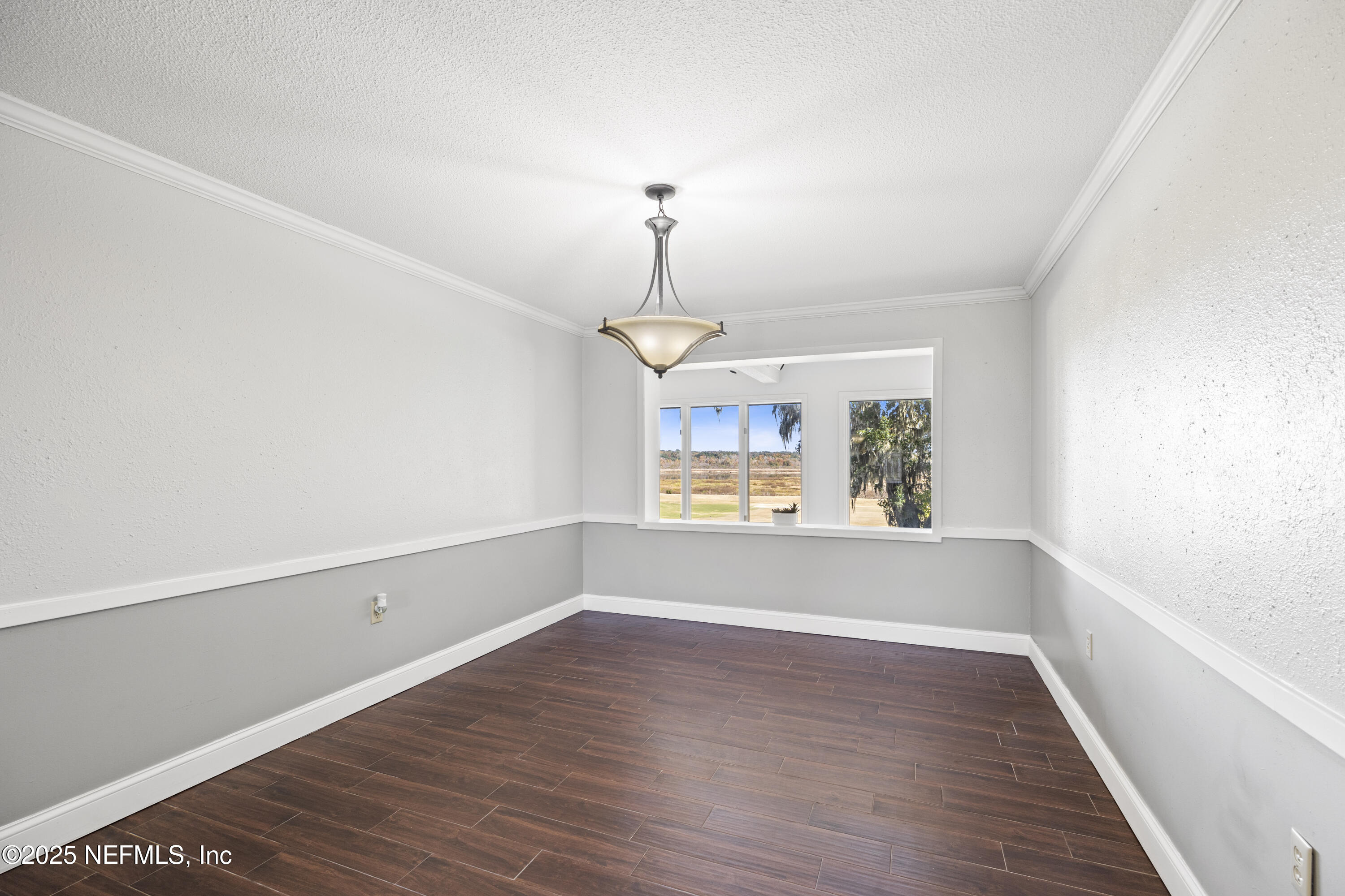 321 NW HARRIS LAKE Drive