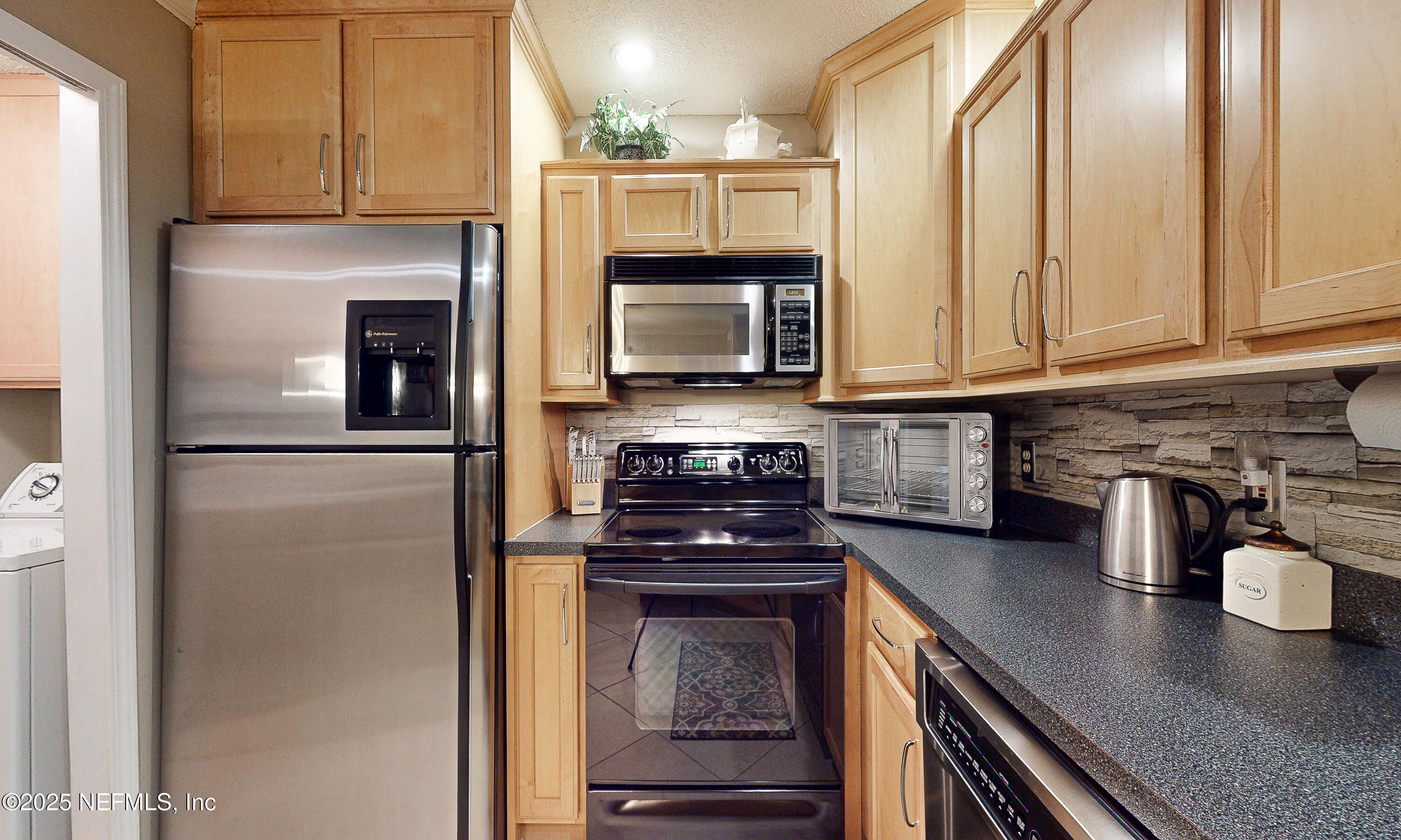 13715 RICHMOND PARK Drive 308