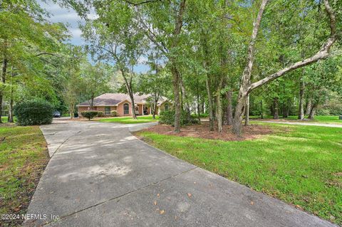 A home in Middleburg