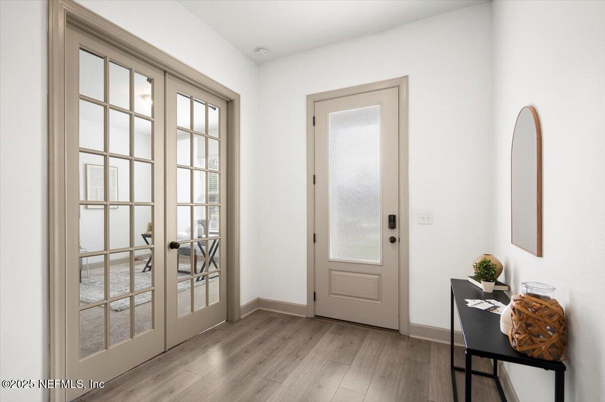 982 OAKLAND HILLS Avenue