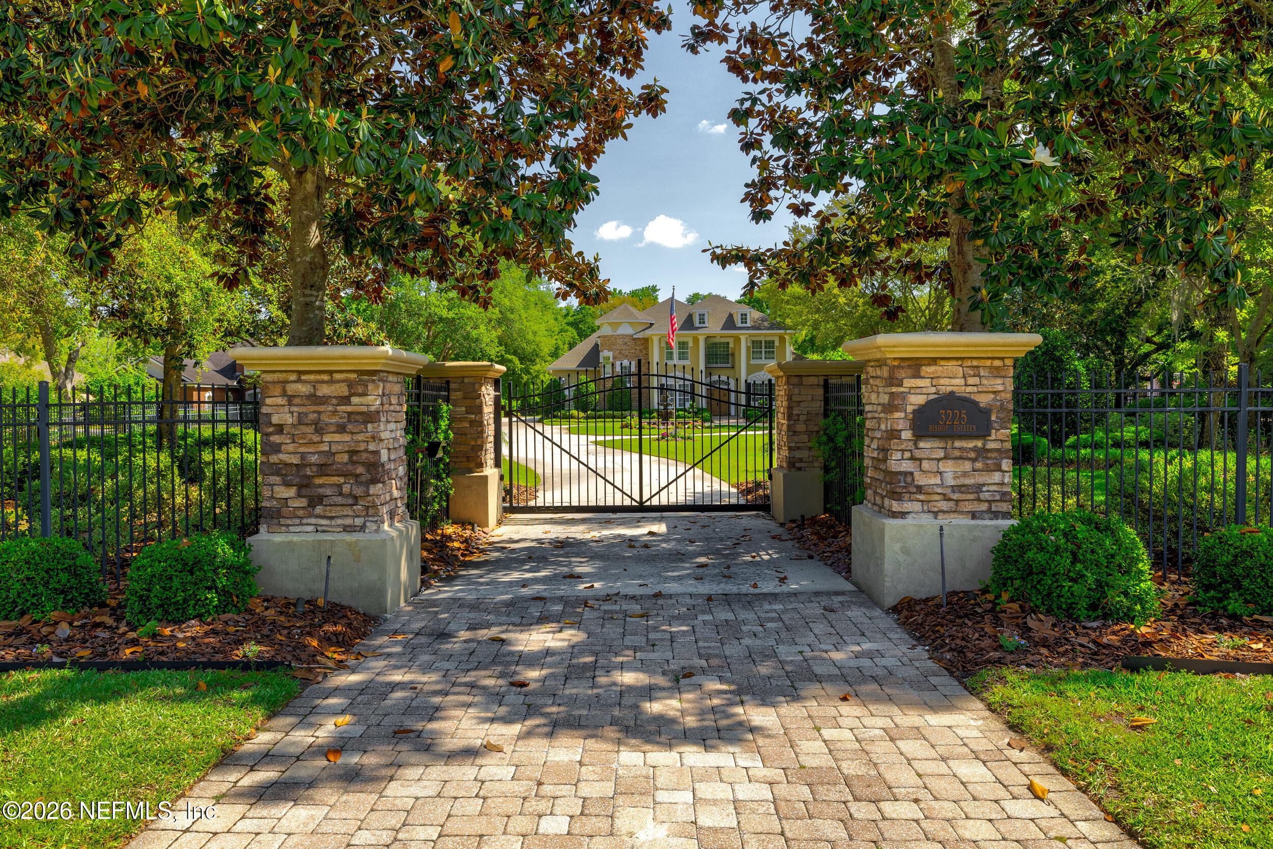 3225 BISHOP ESTATES Road