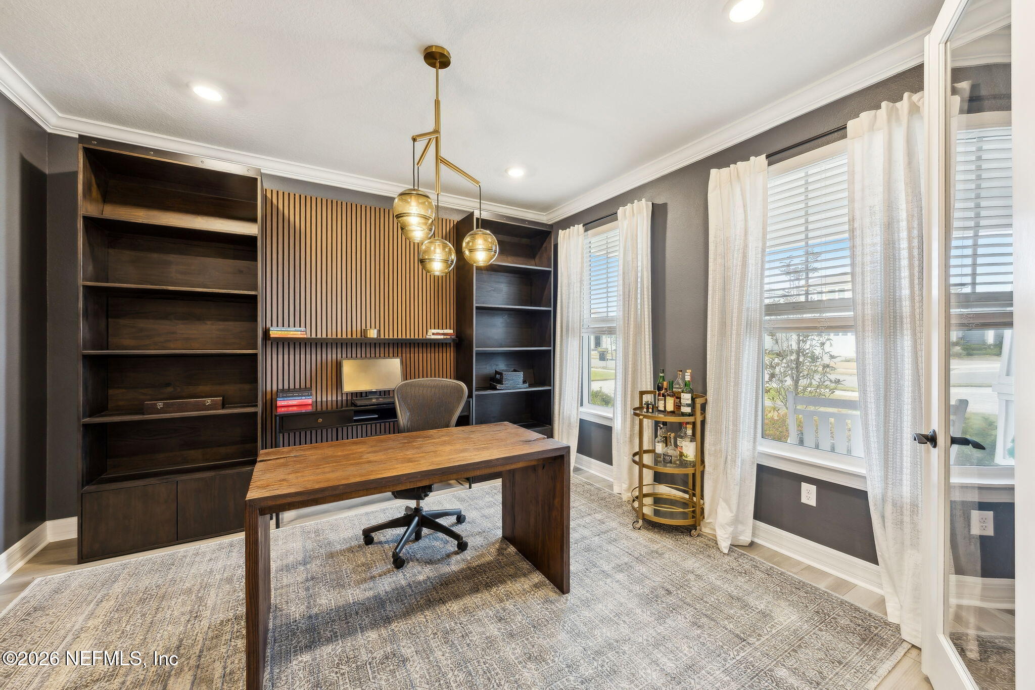 390 SAW PALMETTO Street