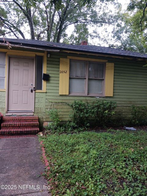Photo of 2052 W 17TH Street, Jacksonville, FL 32209 (MLS # 2115387) Photo of 2052 W 17TH Street, Jacksonville, FL 32209 (MLS # 2115387)