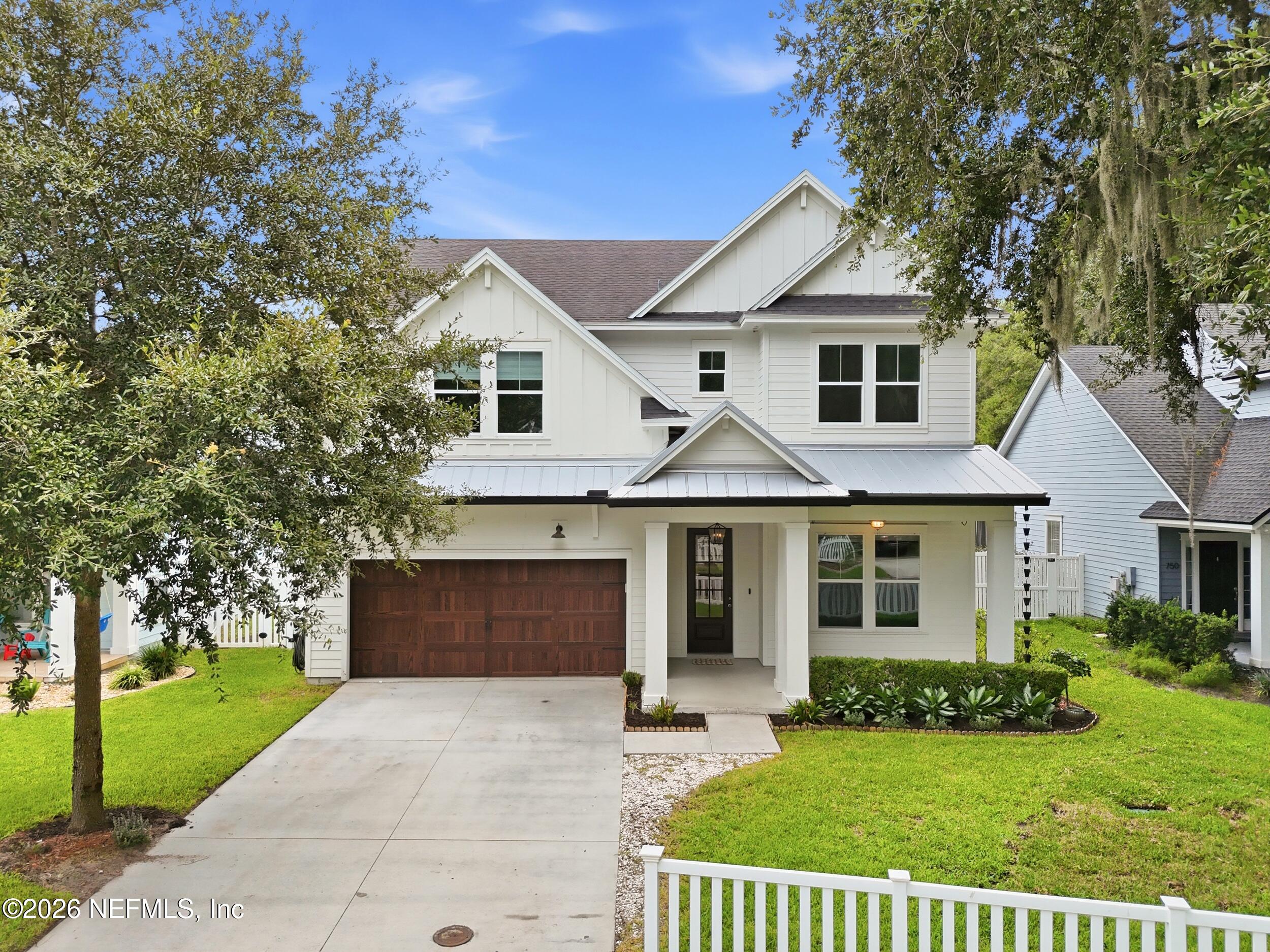 760 PARADISE Lane