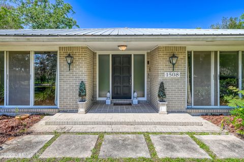 A home in Palatka