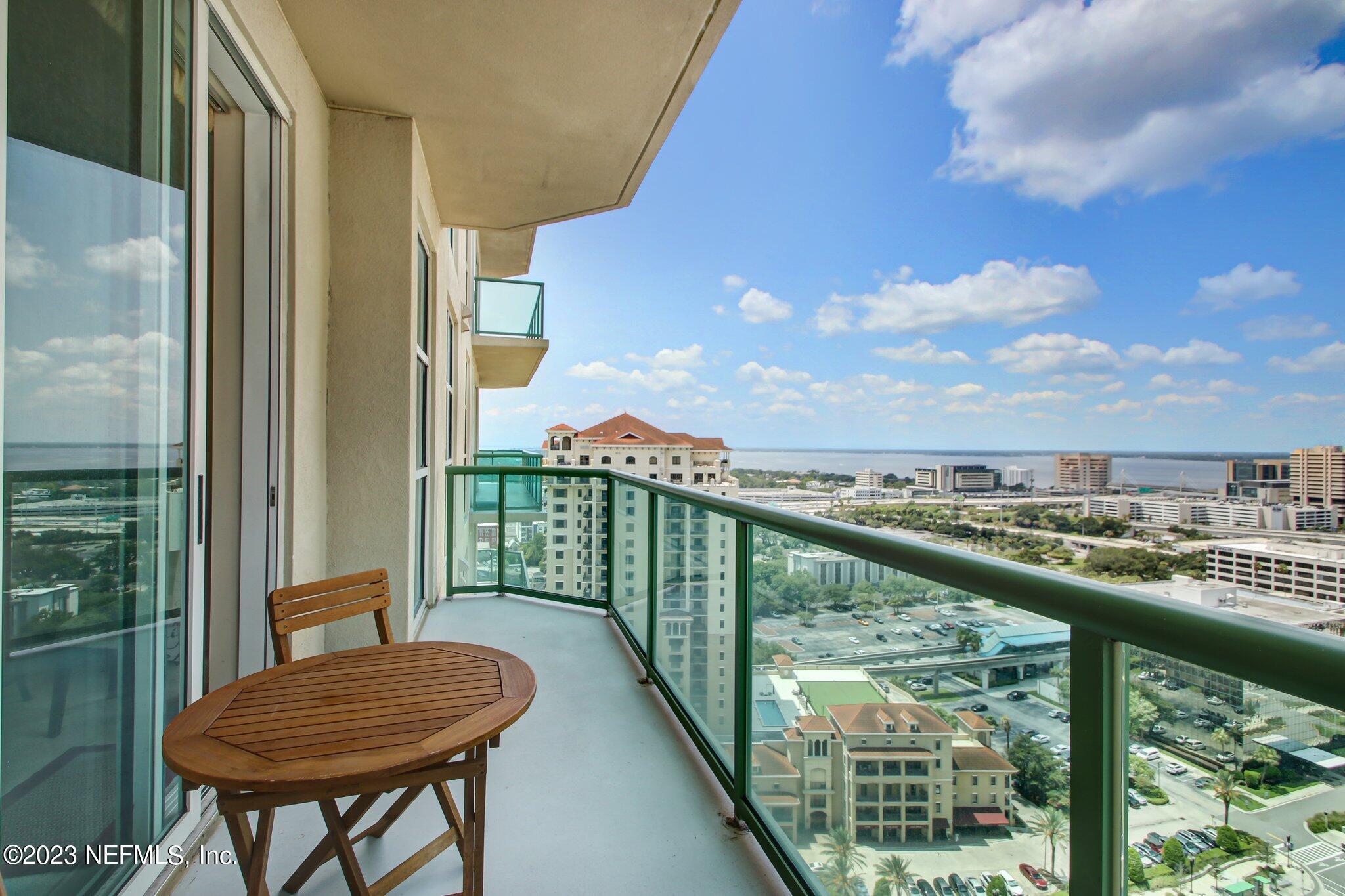 1431 RIVERPLACE Boulevard 2202