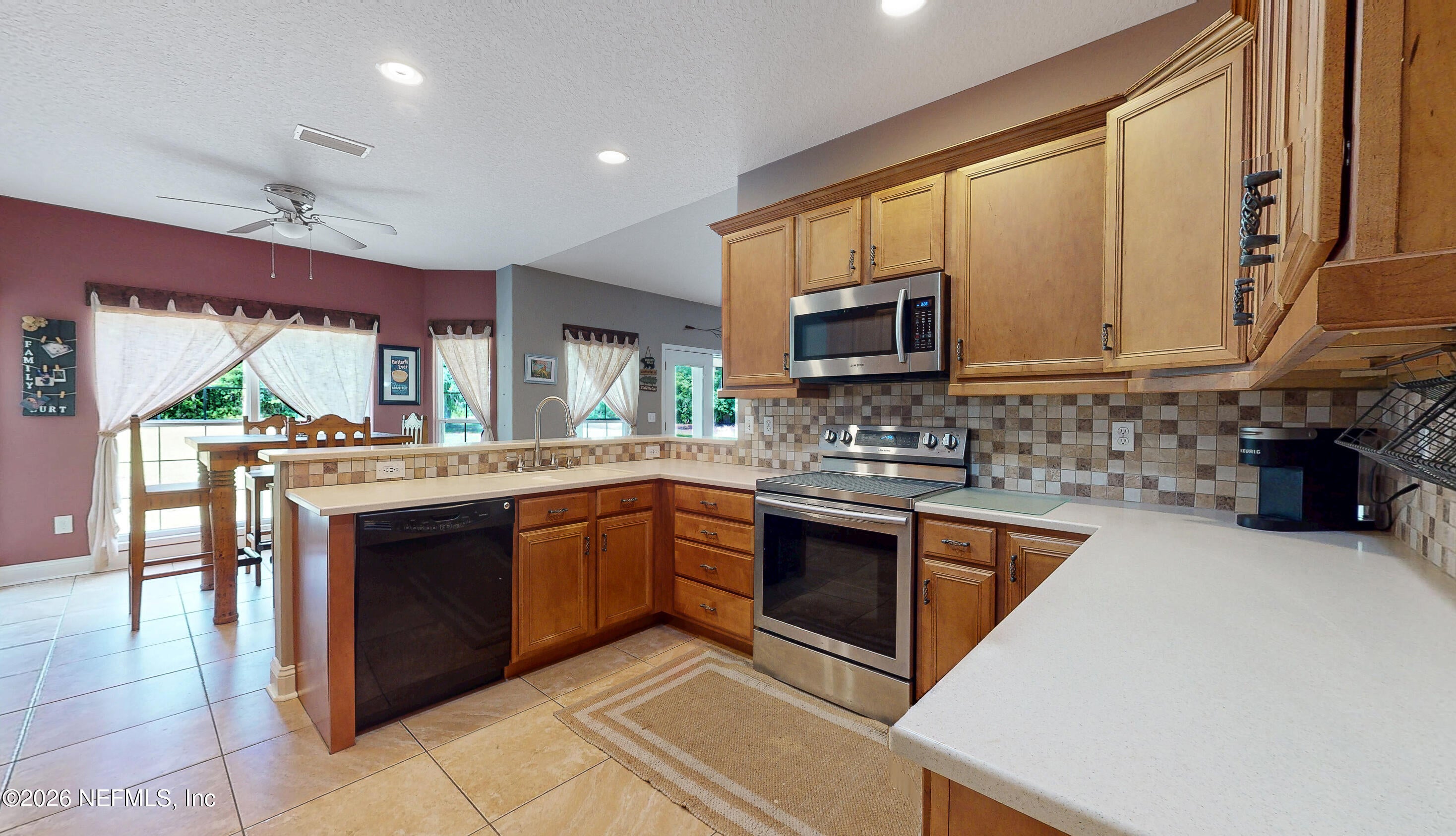 321 EAGLE CREEK Road