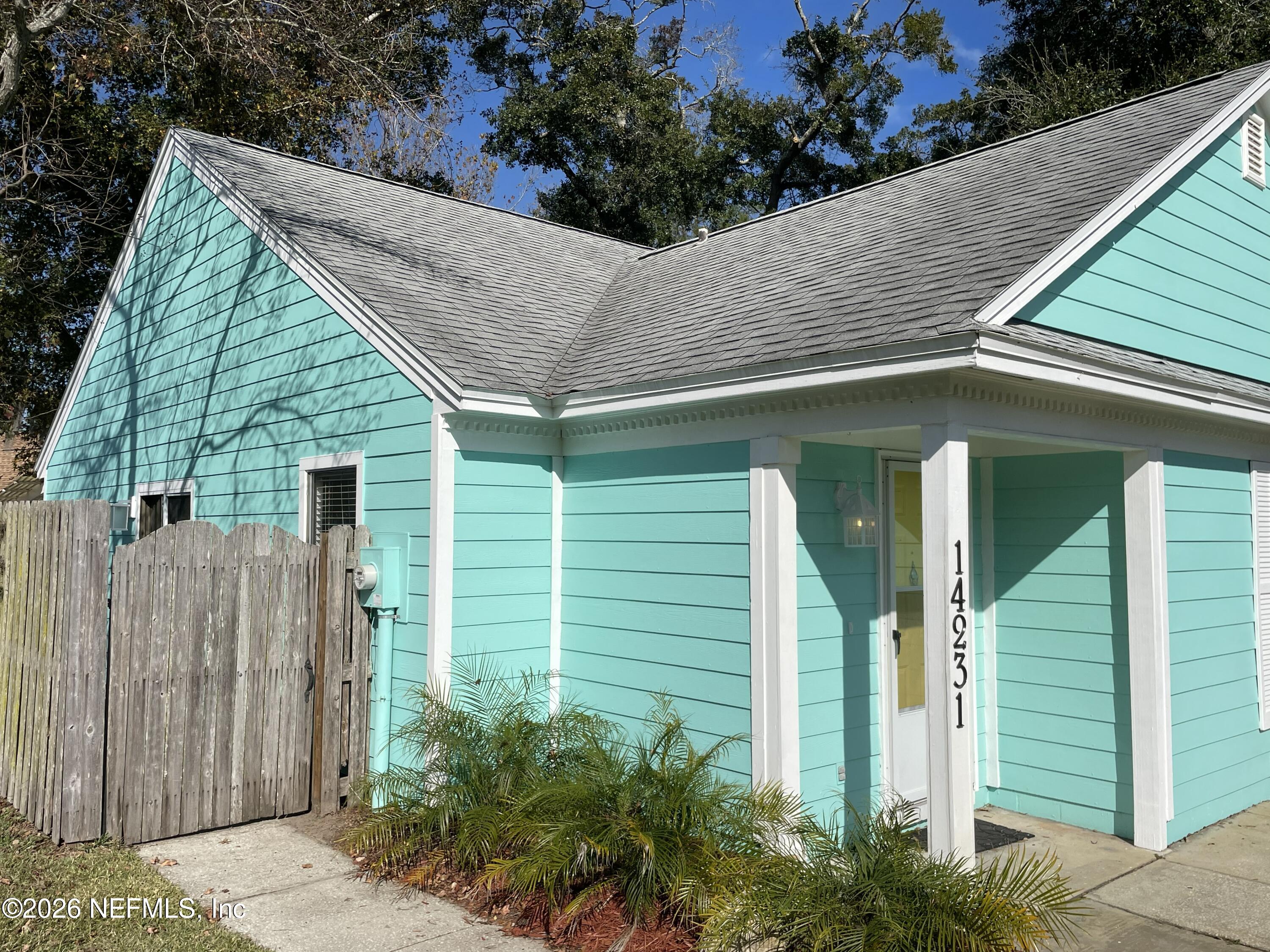 14231 DRAKES POINT Drive