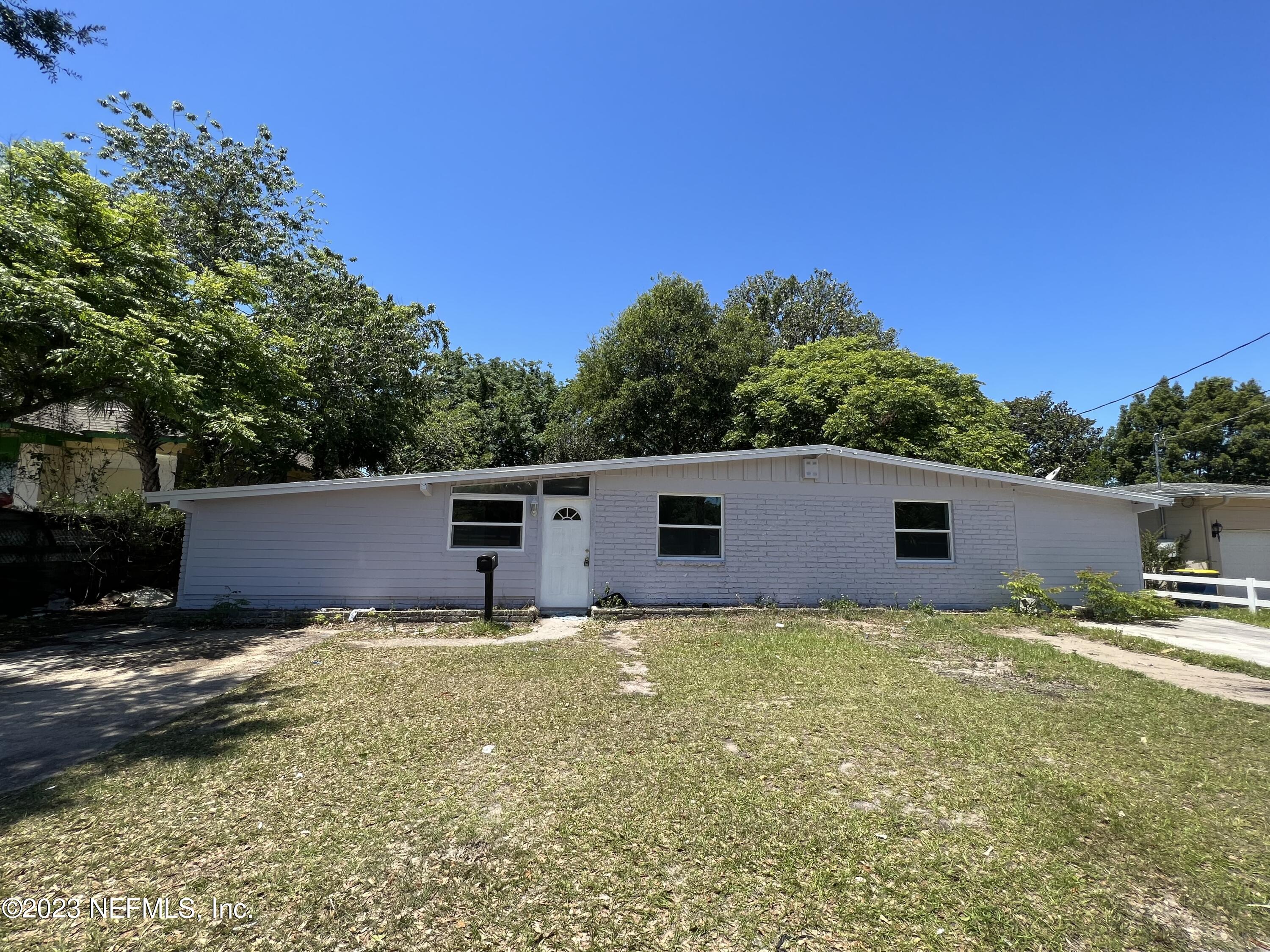 Jacksonville, FL home for sale located at 2820 Rogero Road, Jacksonville, FL 32277
