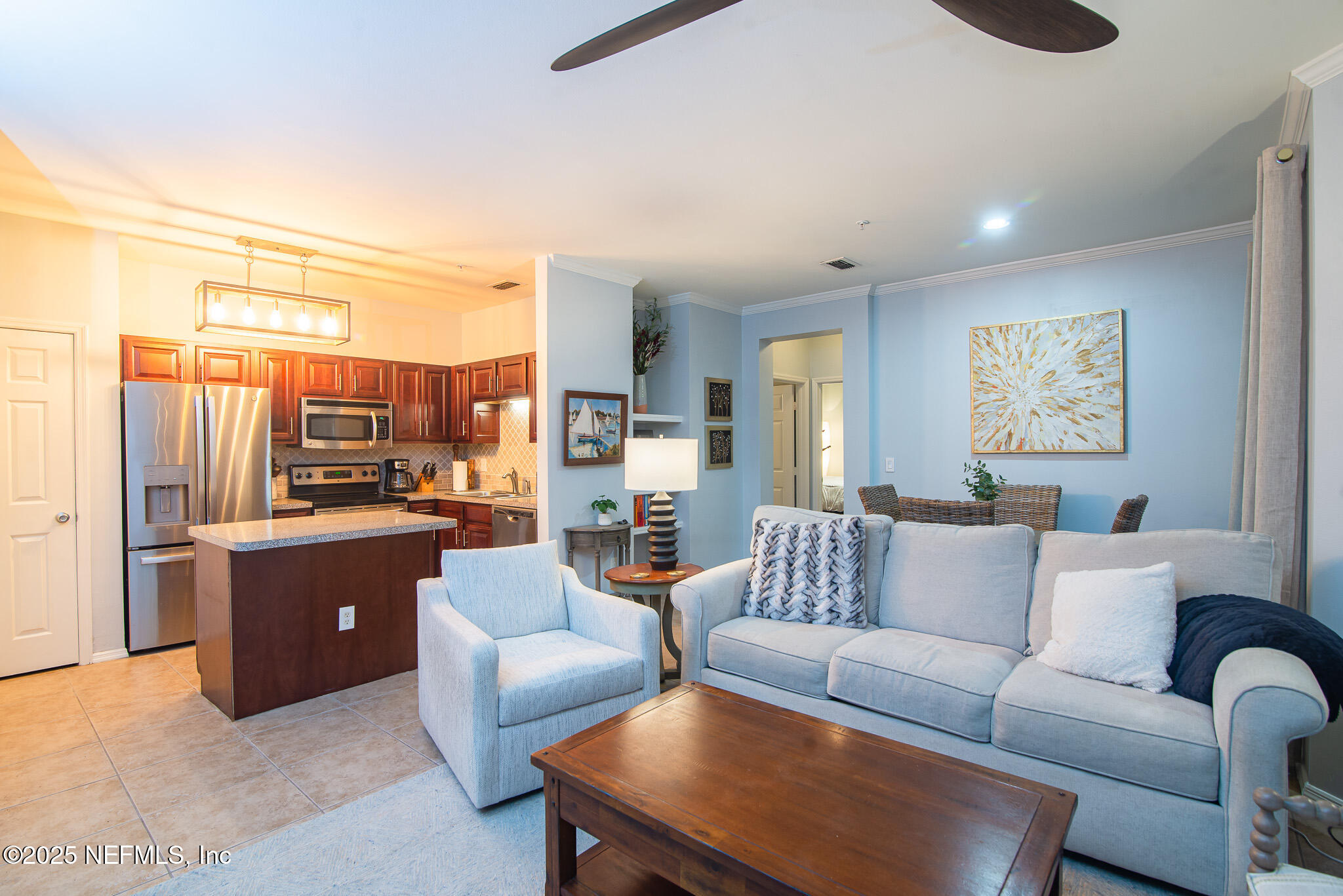 120 VERACRUZ Drive 813