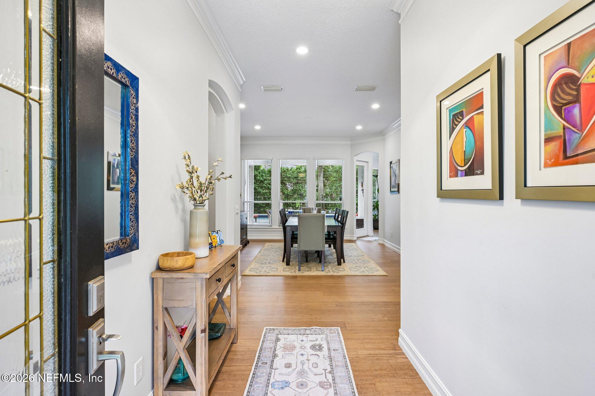 2567 FERNTREE Lane