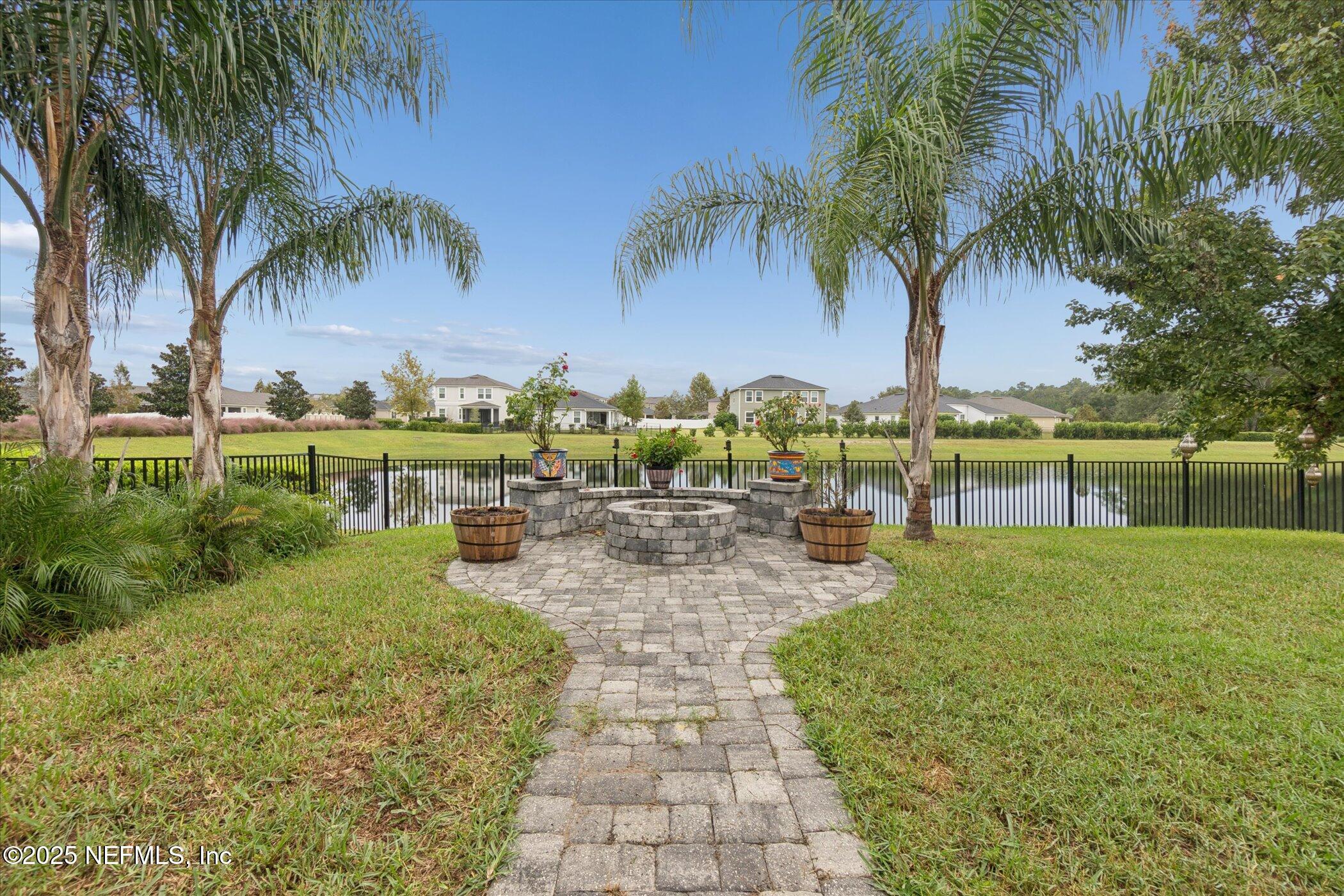 6893 AZALEA GROVE Drive