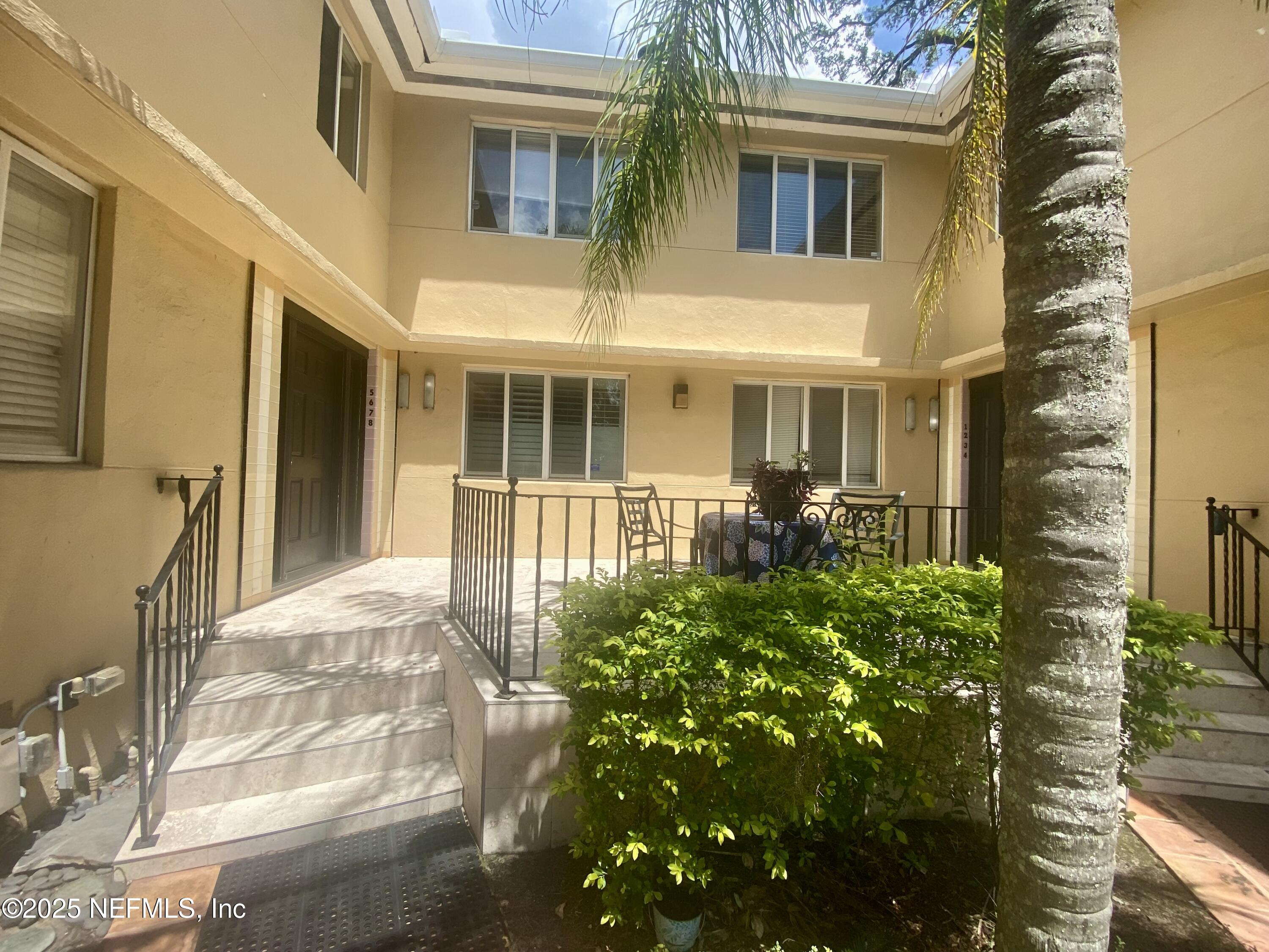 2159 RIVERSIDE Avenue 7