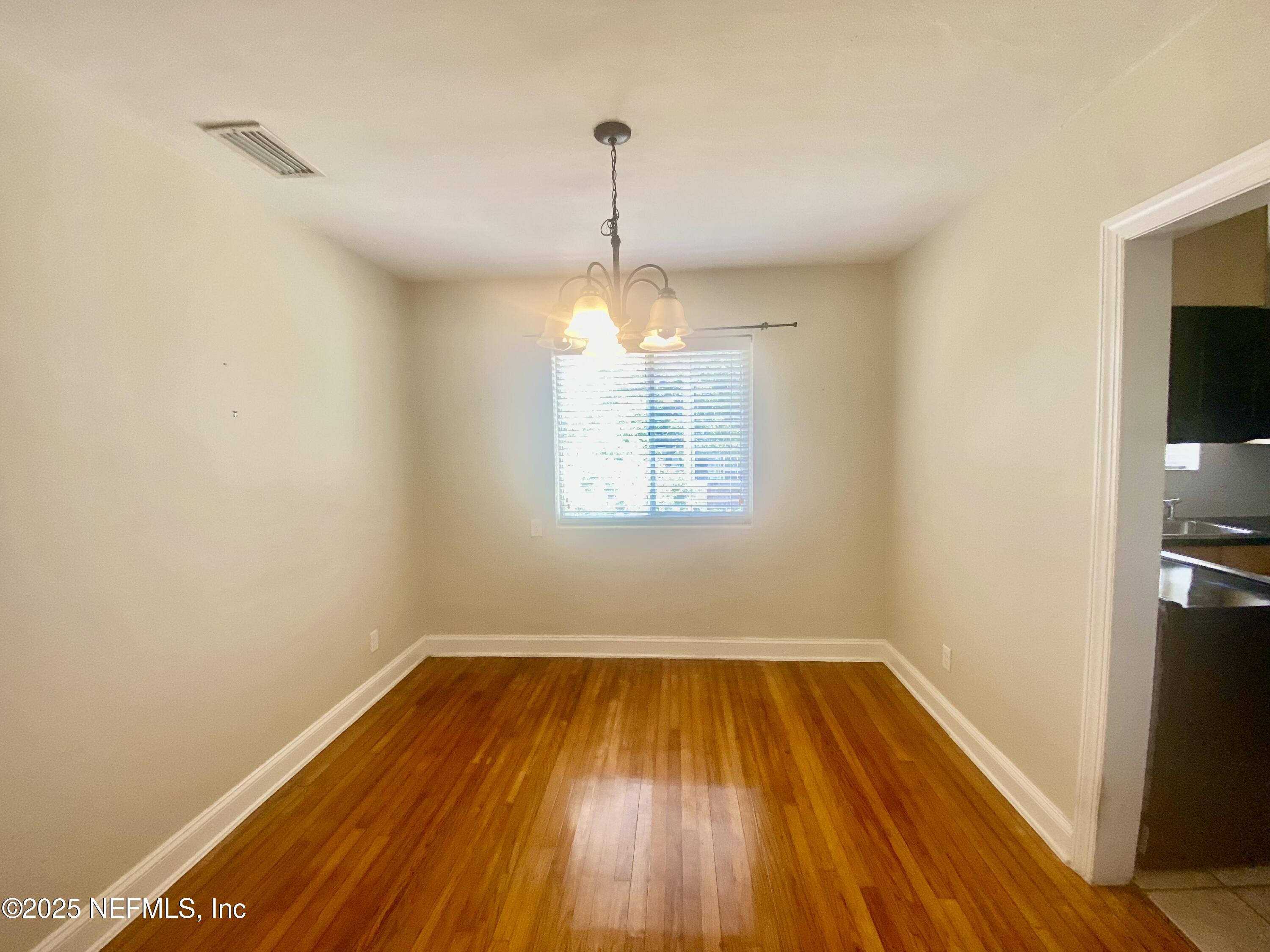 2159 RIVERSIDE Avenue 7