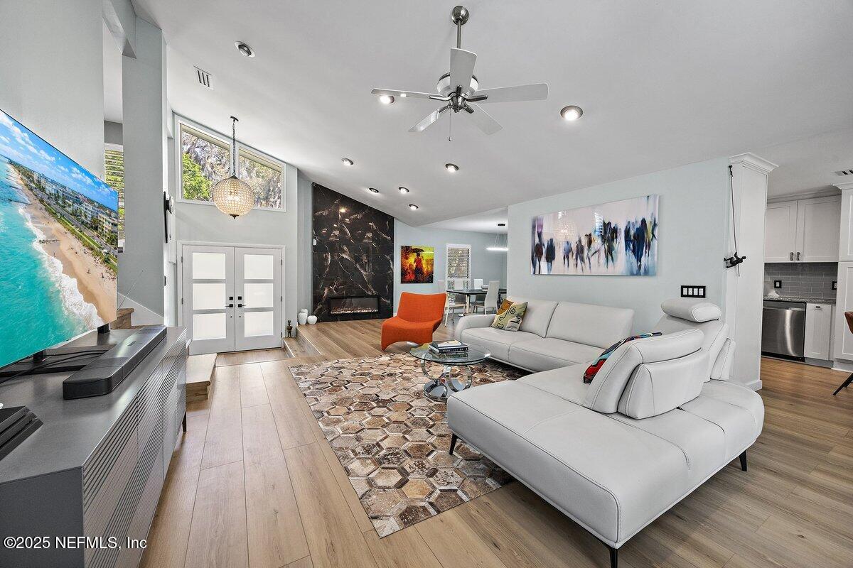 4308 SPRINGMOOR Drive W