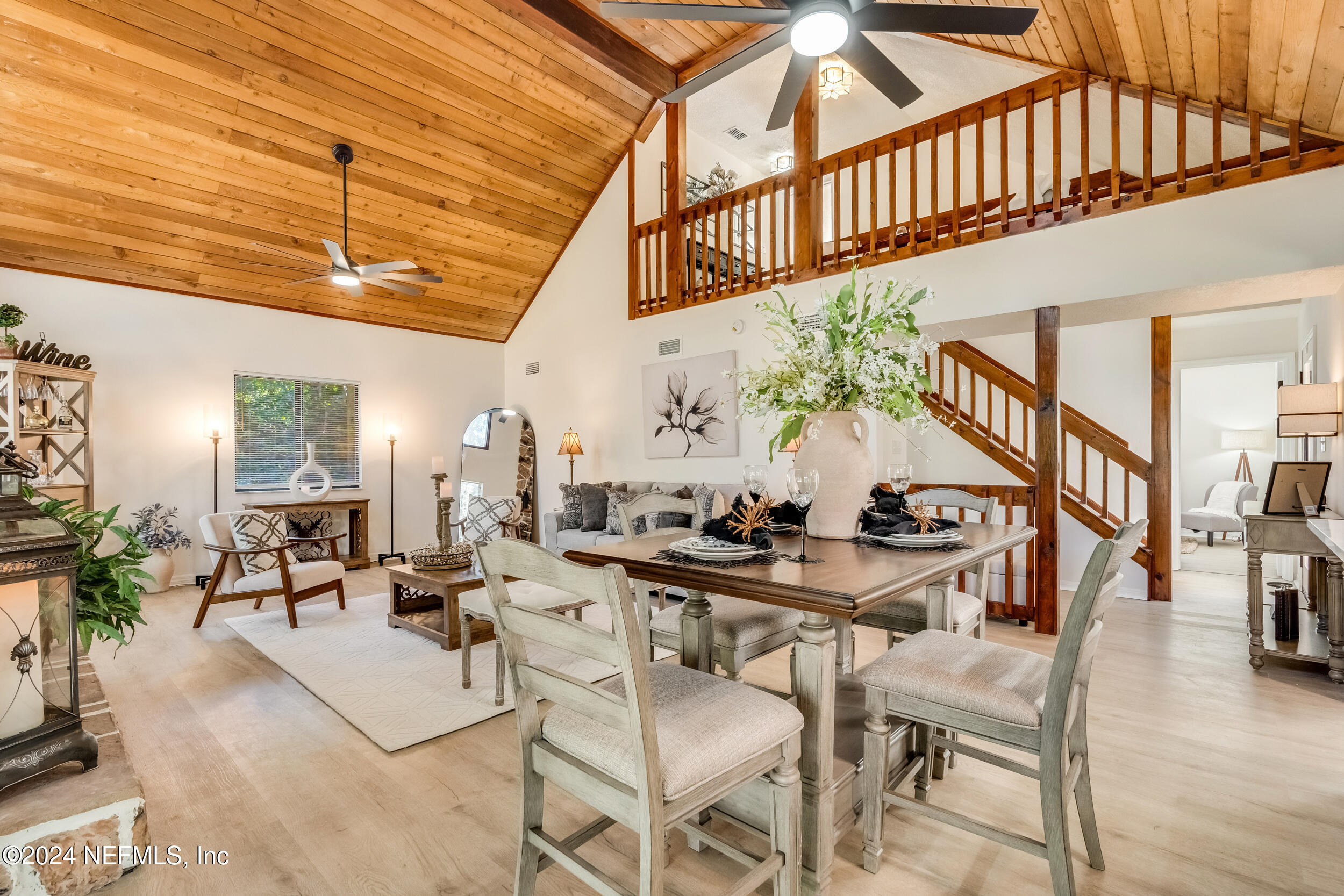 212 RAINTREE Trail
