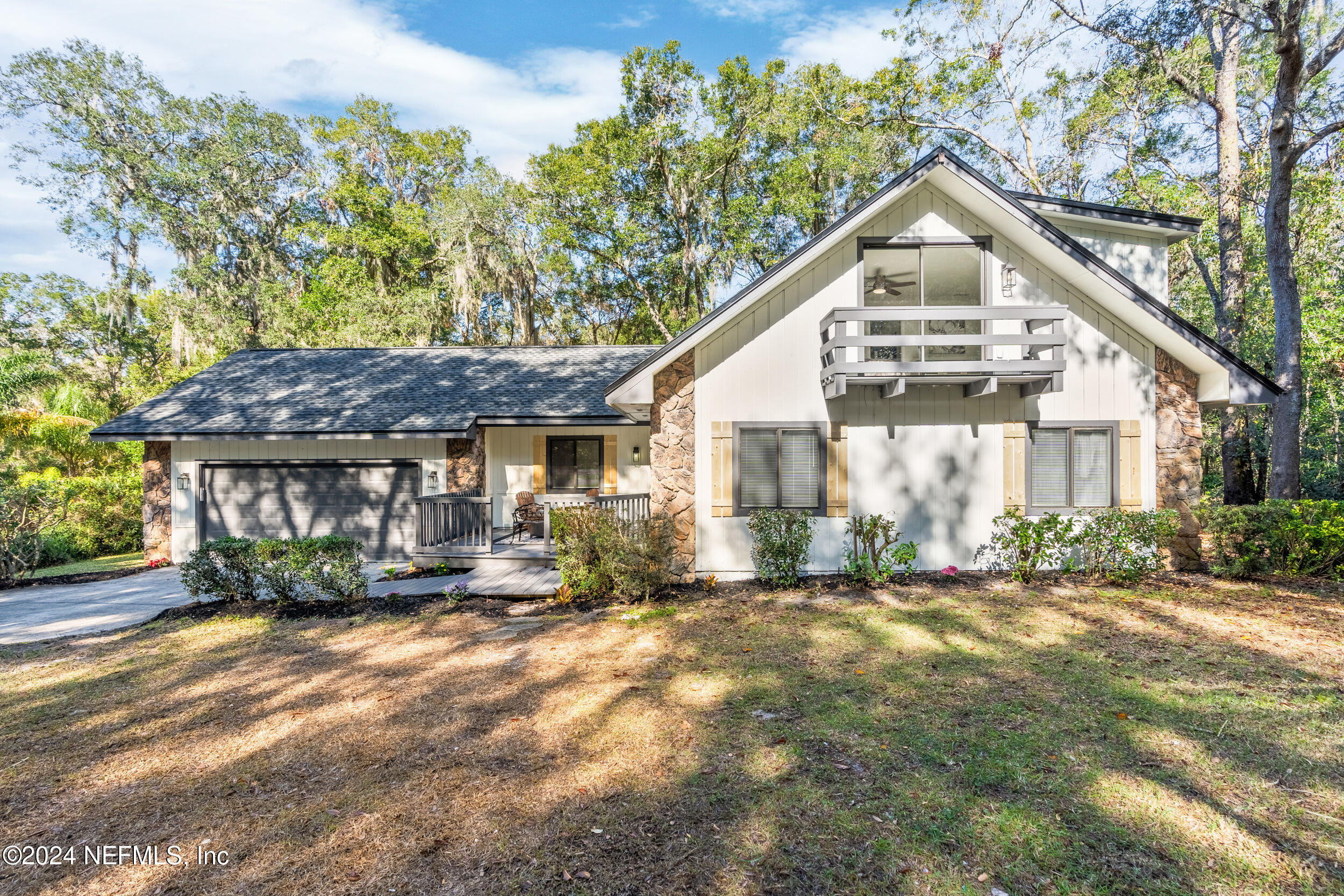 212 RAINTREE Trail