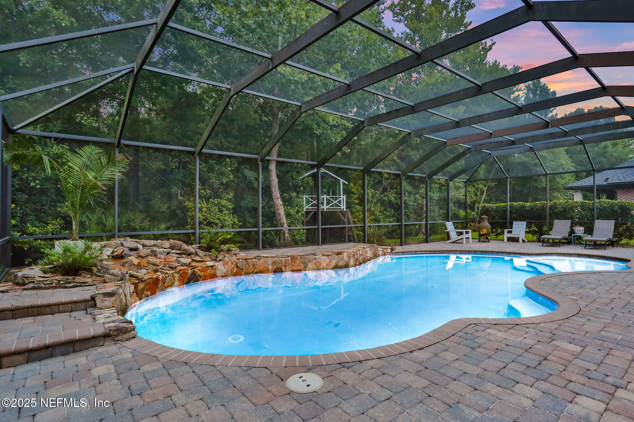 2411 GOLDEN BELL Lane