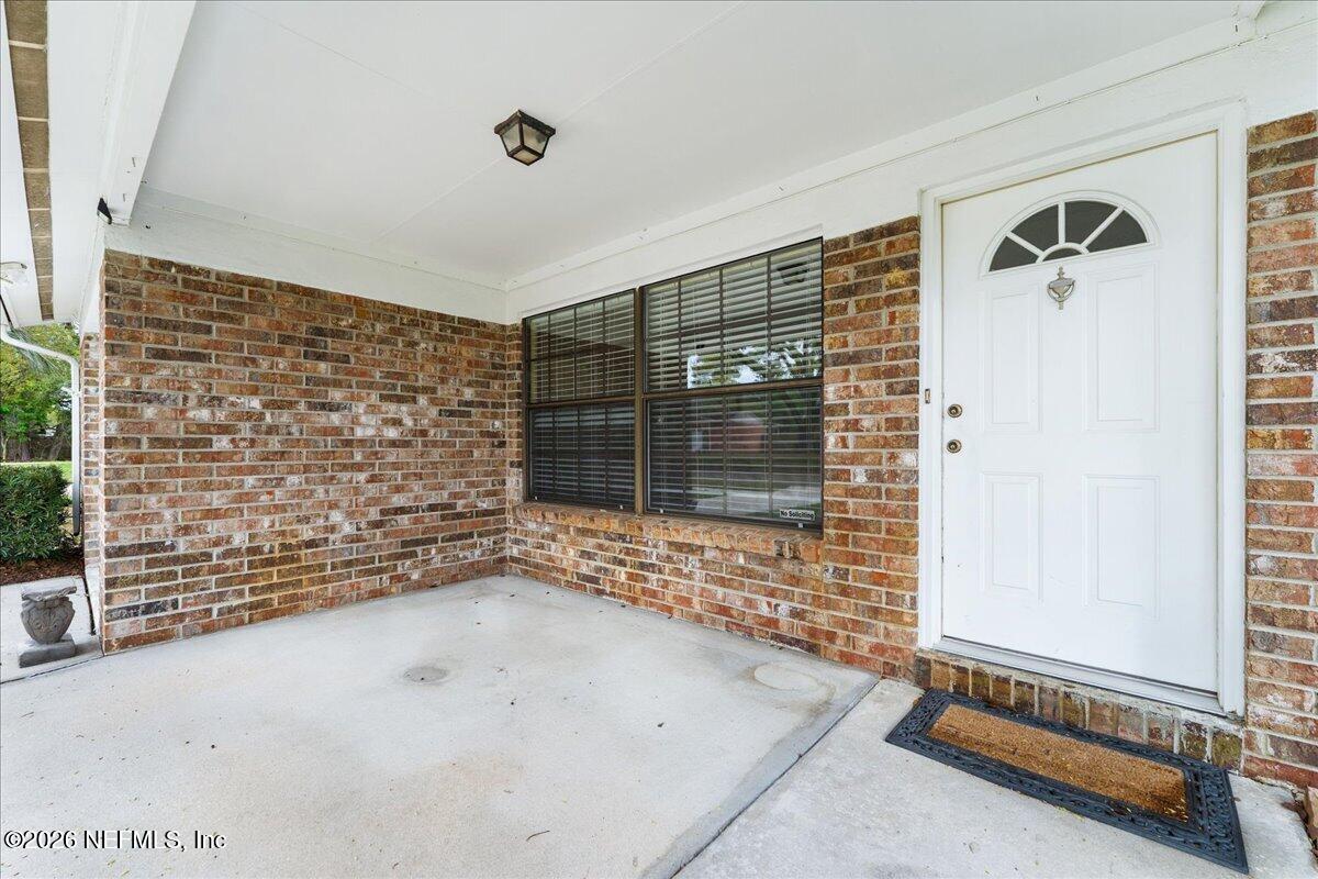 3815 MANDARIN WOODS Drive S