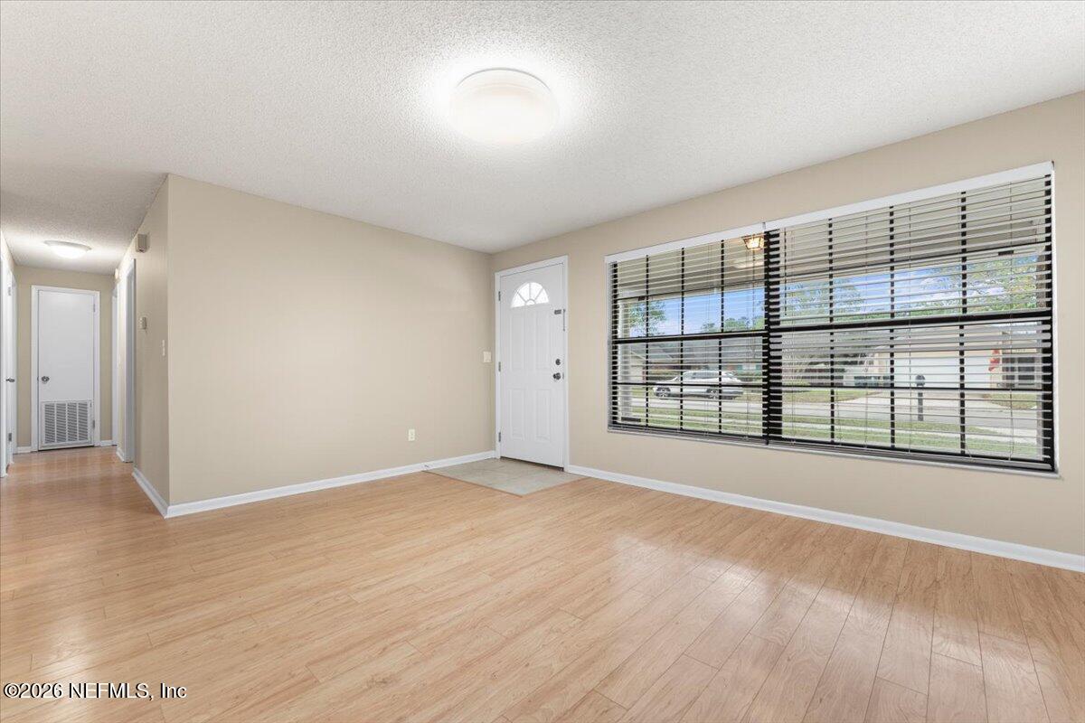 3815 MANDARIN WOODS Drive S