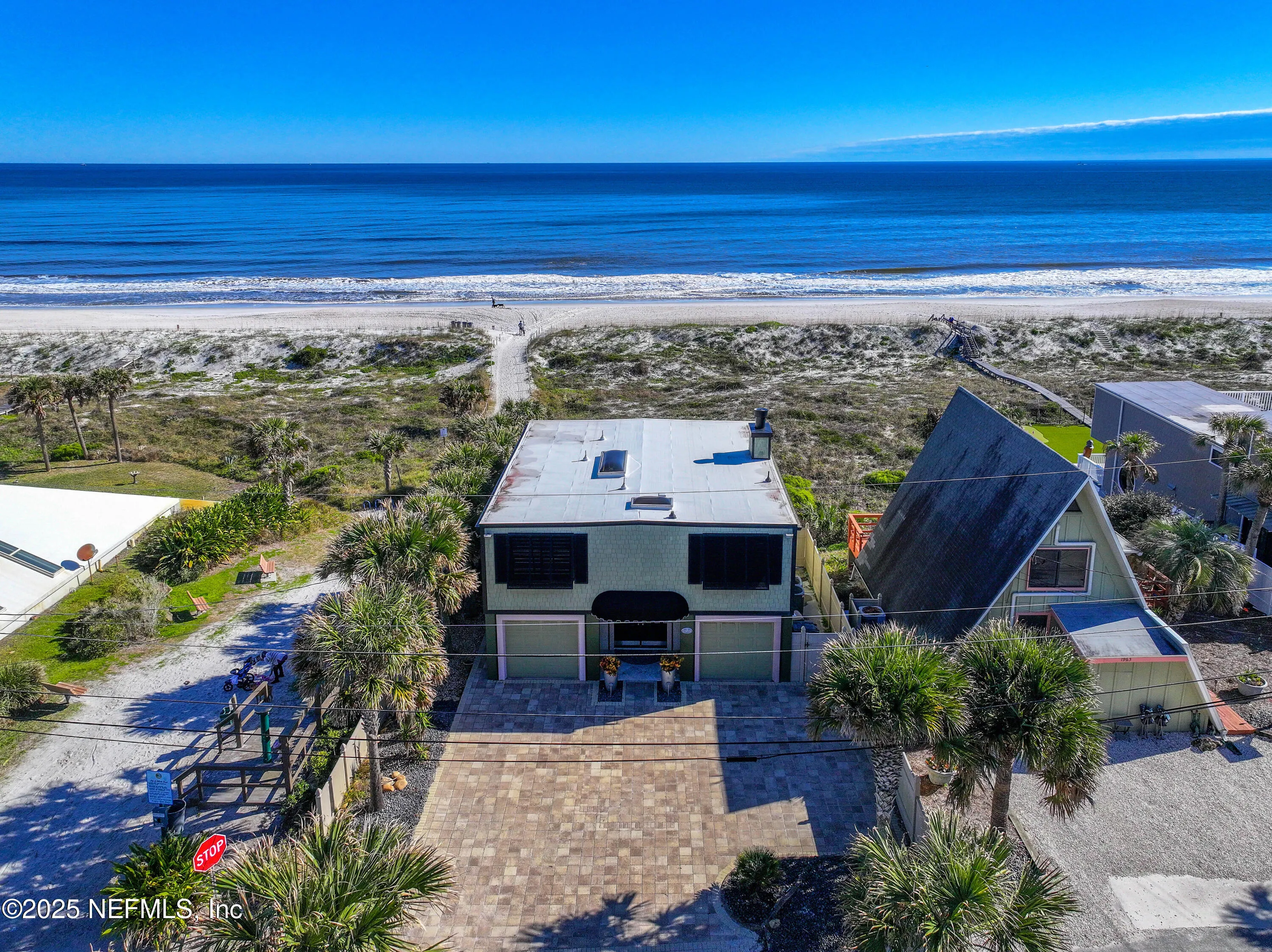 Atlantic Beach, Florida 32233, United States, 3 Bedrooms Bedrooms, ,3 BathroomsBathrooms,Residential,Active,89241