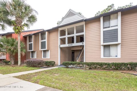 A home in Jacksonville