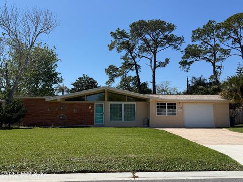 Photo of 130 SOUTHWIND Circle, St. Augustine, FL 32080 (MLS # 2144022)