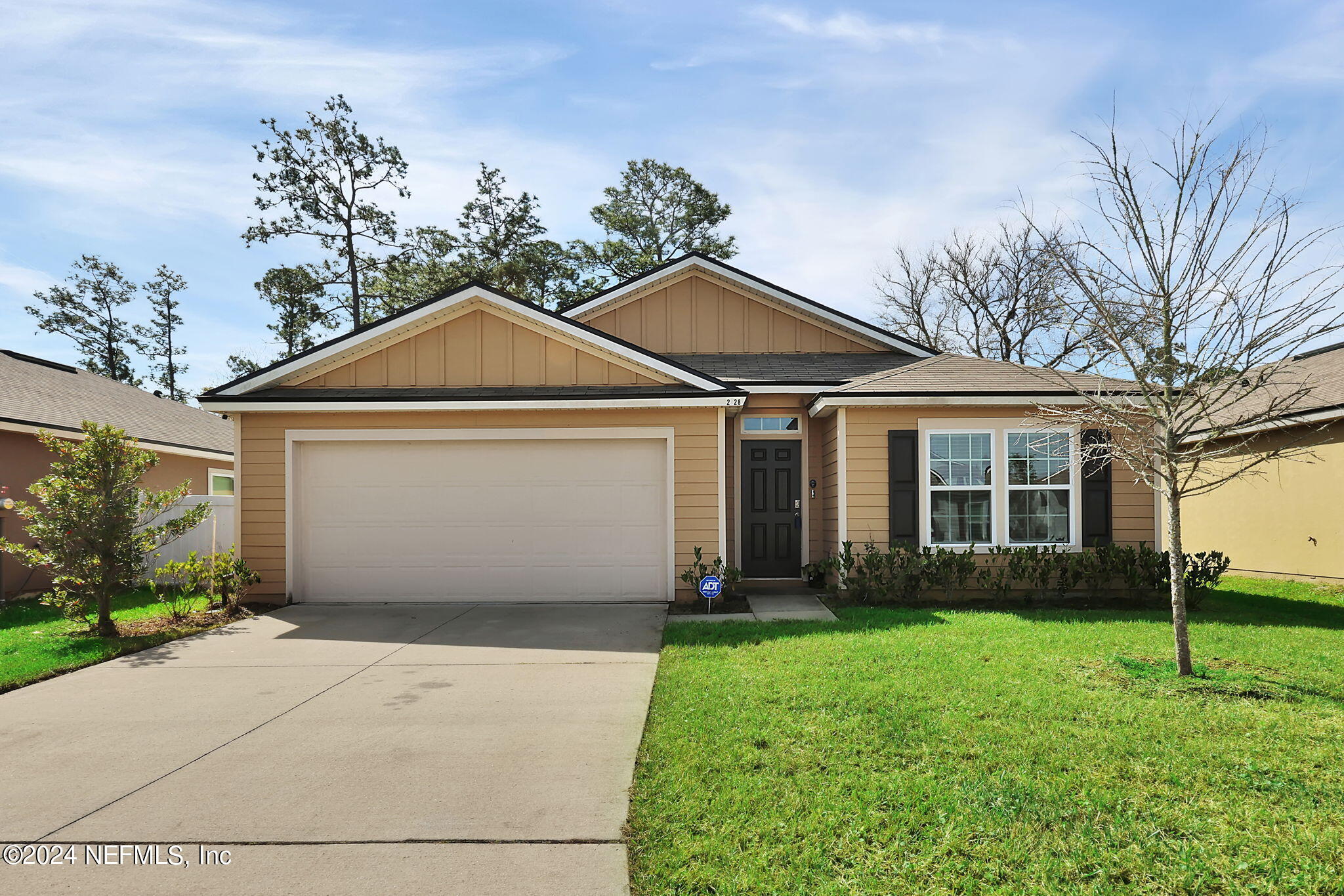 Jacksonville, FL home for sale located at 2428 BEACHVIEW Drive, Jacksonville, FL 32218
