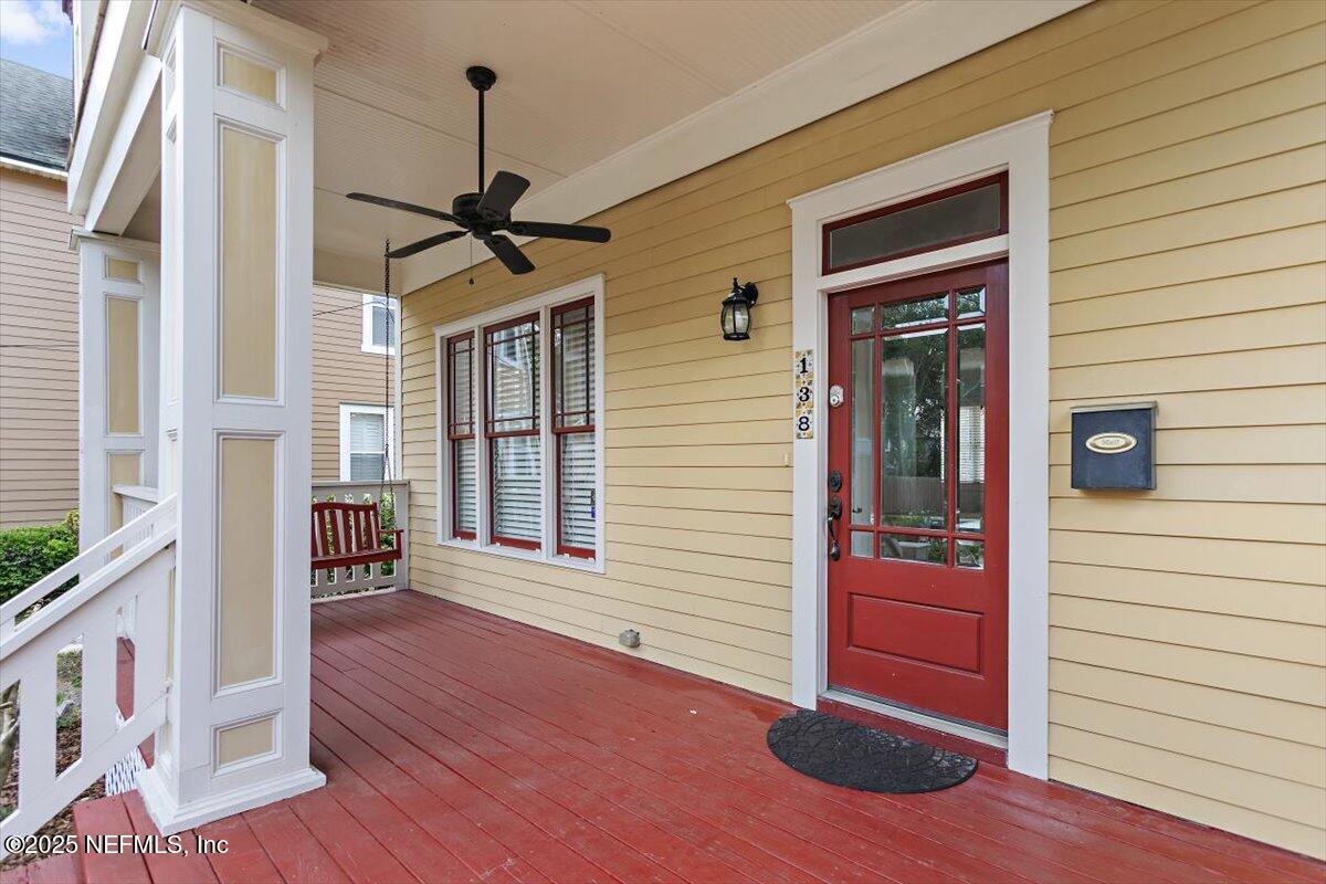 138 E 9TH Street