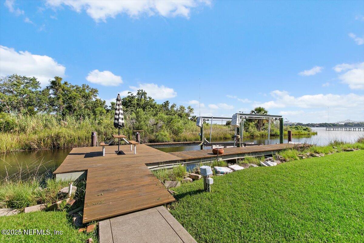 701 OLD HICKORY Road