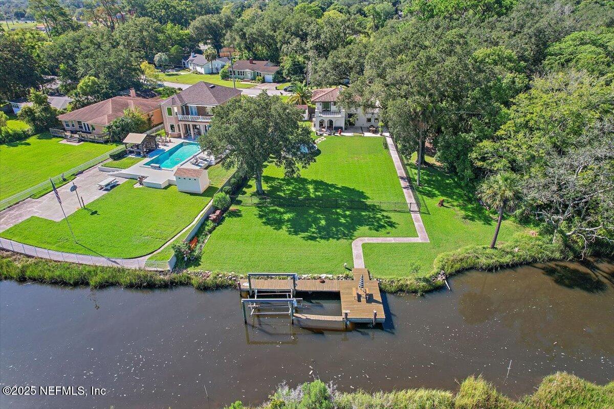 701 OLD HICKORY Road