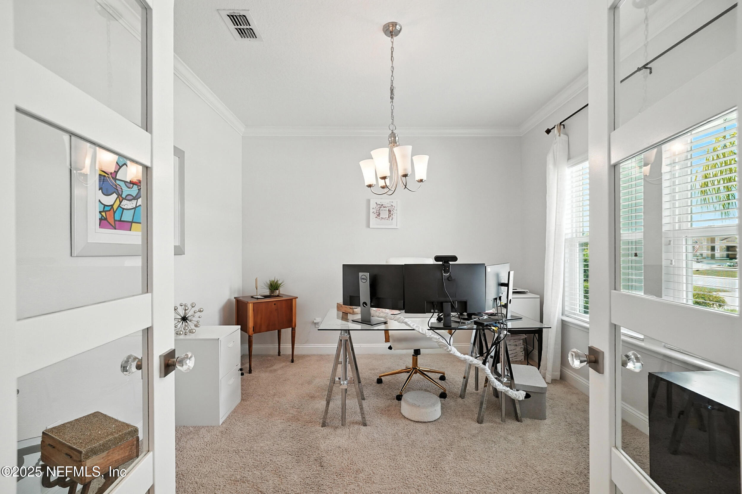 580 SHETLAND Drive