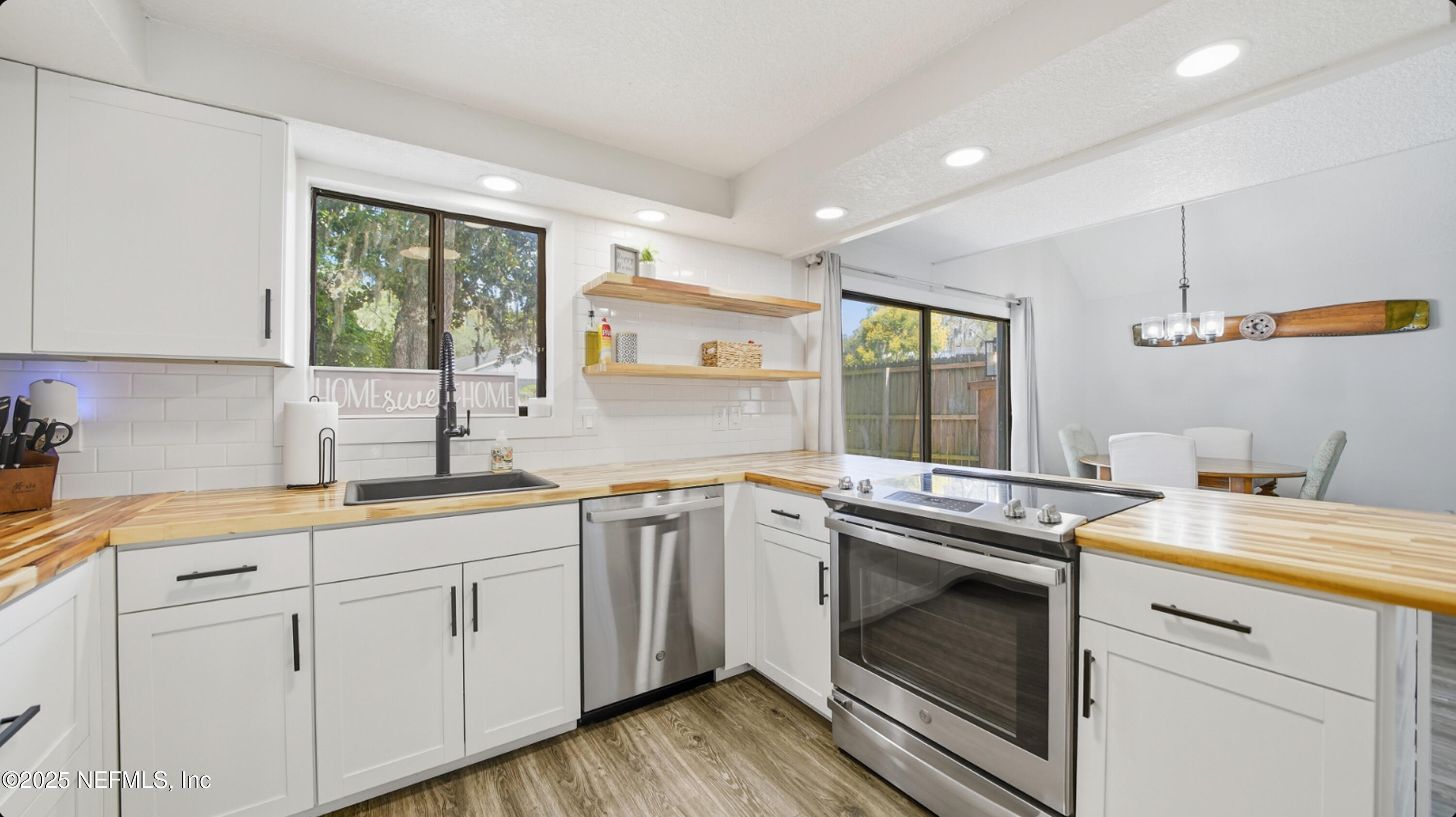 11557 ASHLEY MANOR Way