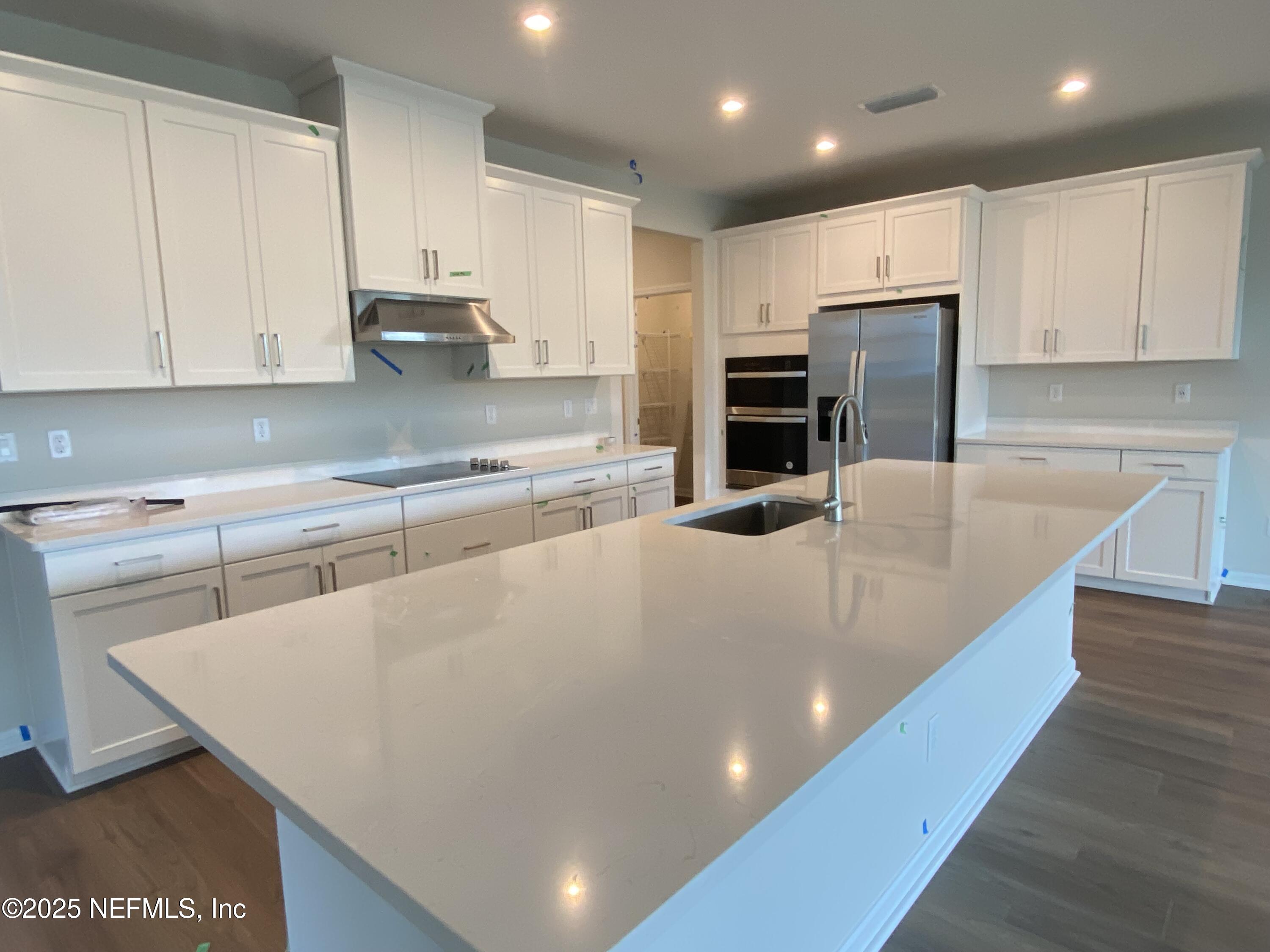 3254 LAGO VISTA Drive