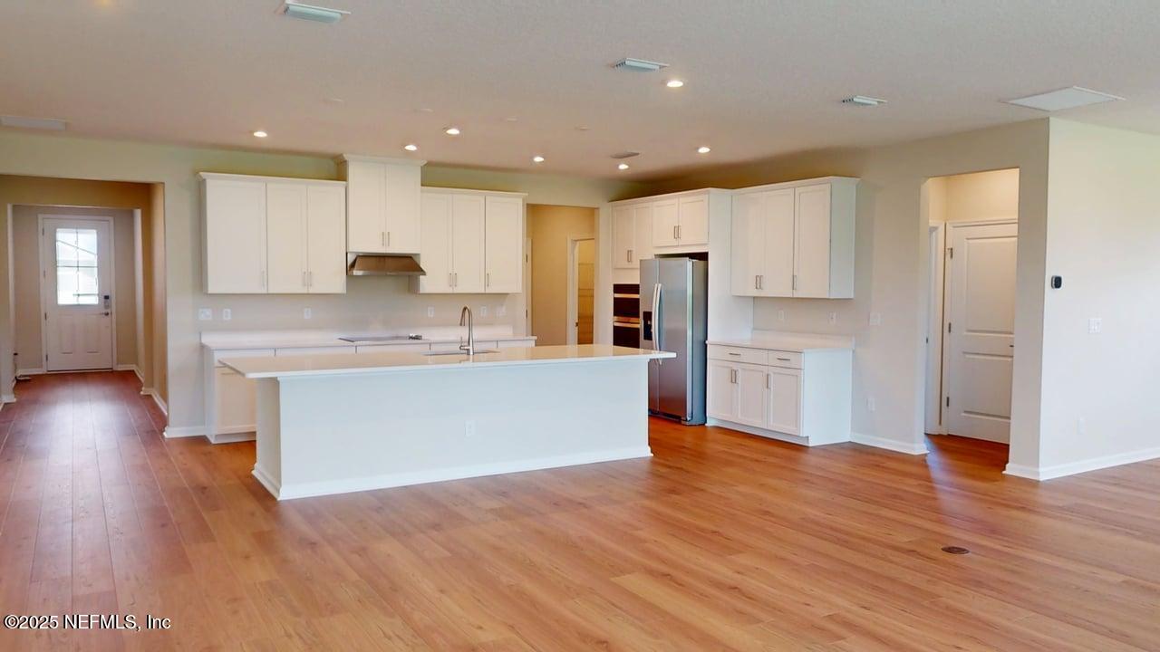 3254 LAGO VISTA Drive