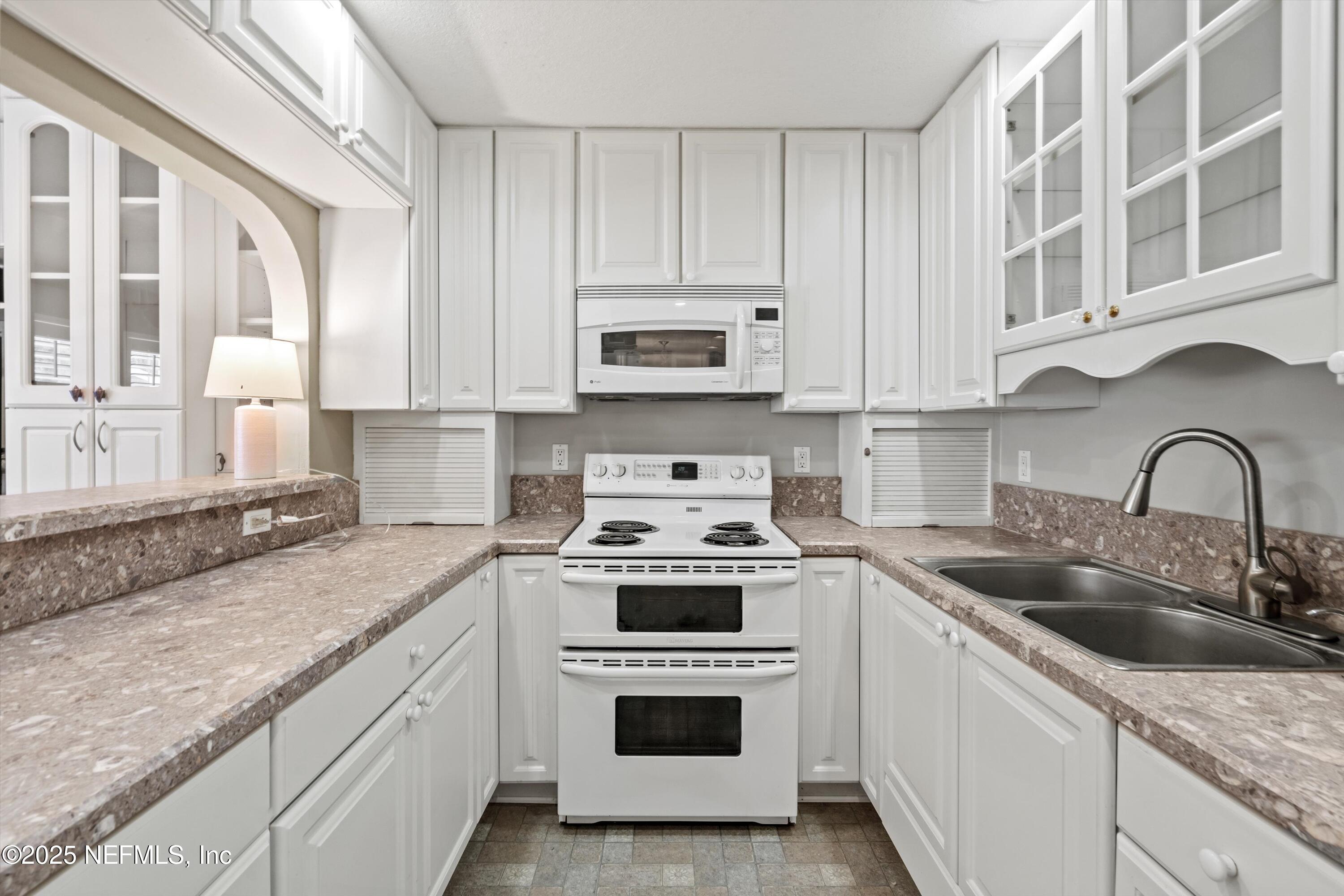1409 4TH Street N