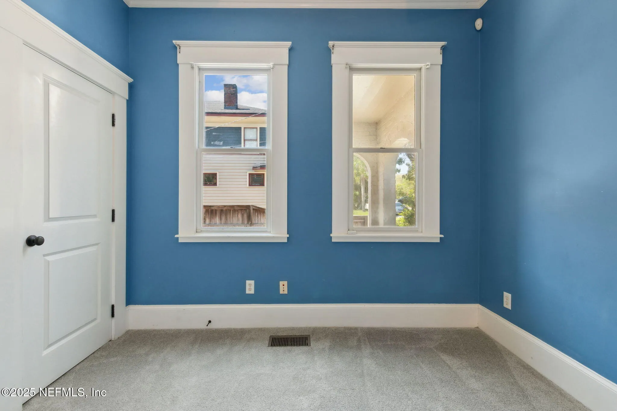 Jacksonville, Florida 32204, United States, 5 Bedrooms Bedrooms, ,5 BathroomsBathrooms,Residential,Pending,213604