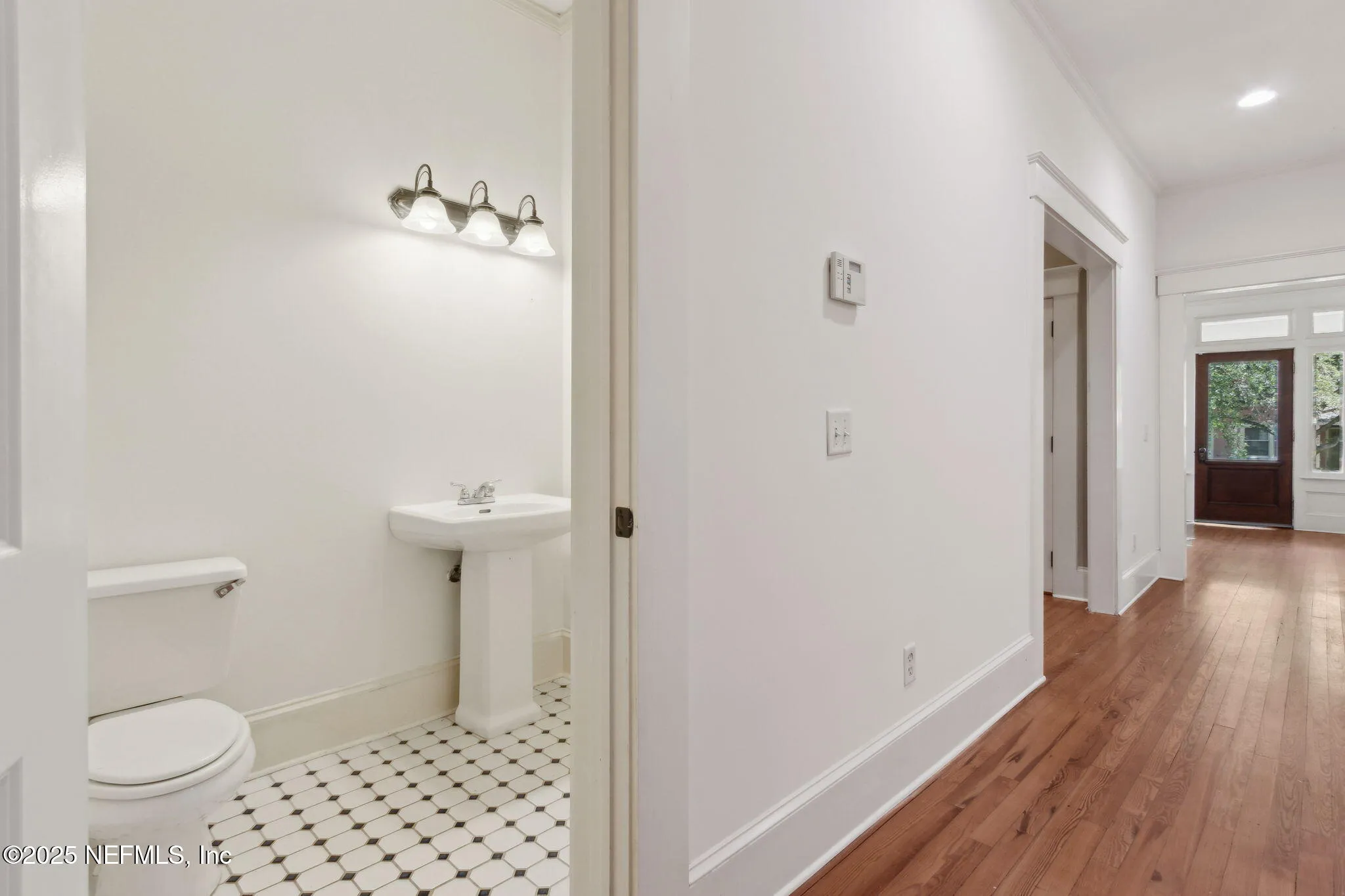 Jacksonville, Florida 32204, United States, 5 Bedrooms Bedrooms, ,5 BathroomsBathrooms,Residential,Pending,213604