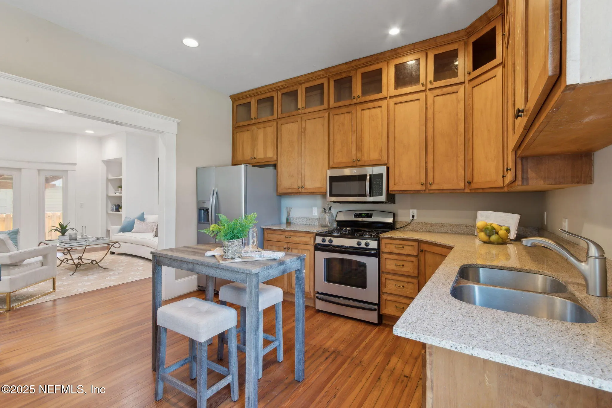 Jacksonville, Florida 32204, United States, 5 Bedrooms Bedrooms, ,5 BathroomsBathrooms,Residential,Pending,213604