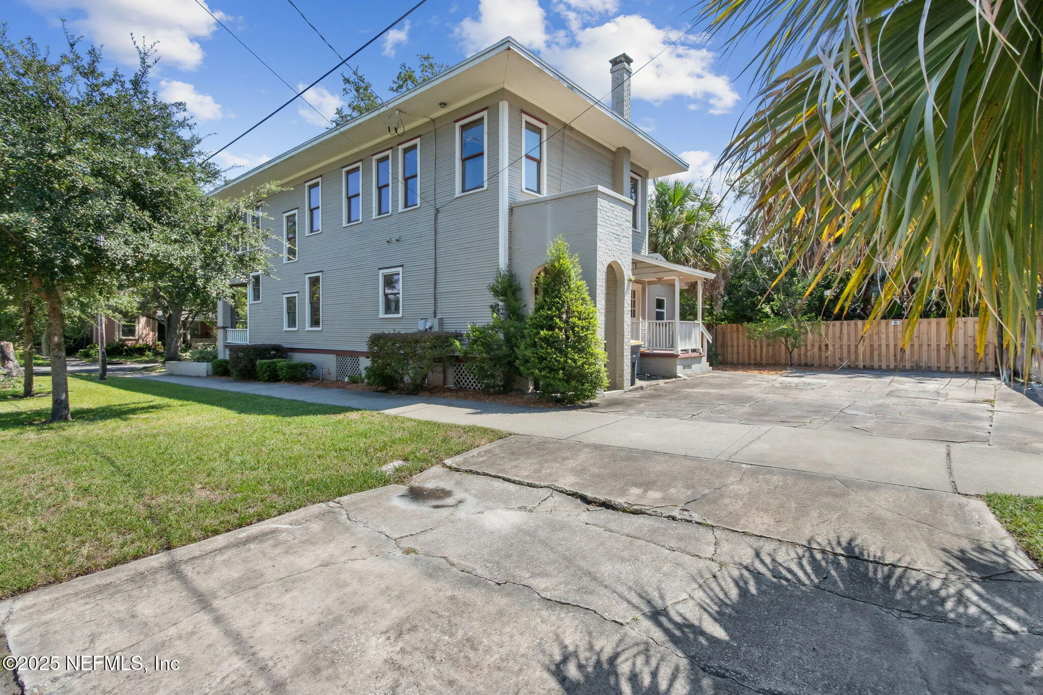 Jacksonville, Florida 32204, United States, 5 Bedrooms Bedrooms, ,5 BathroomsBathrooms,Residential,Pending,213604